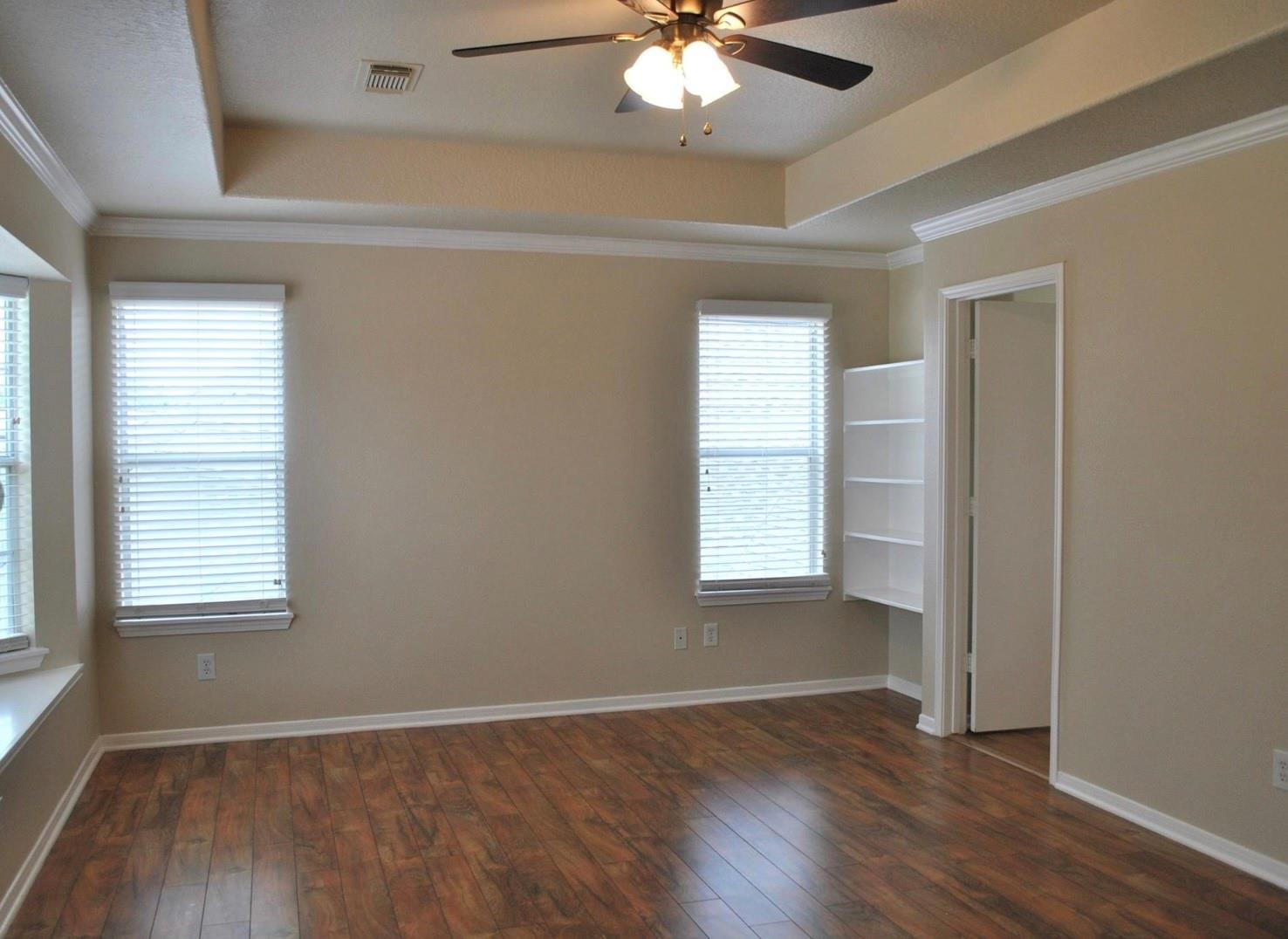 19438 Juniper Vale Circle