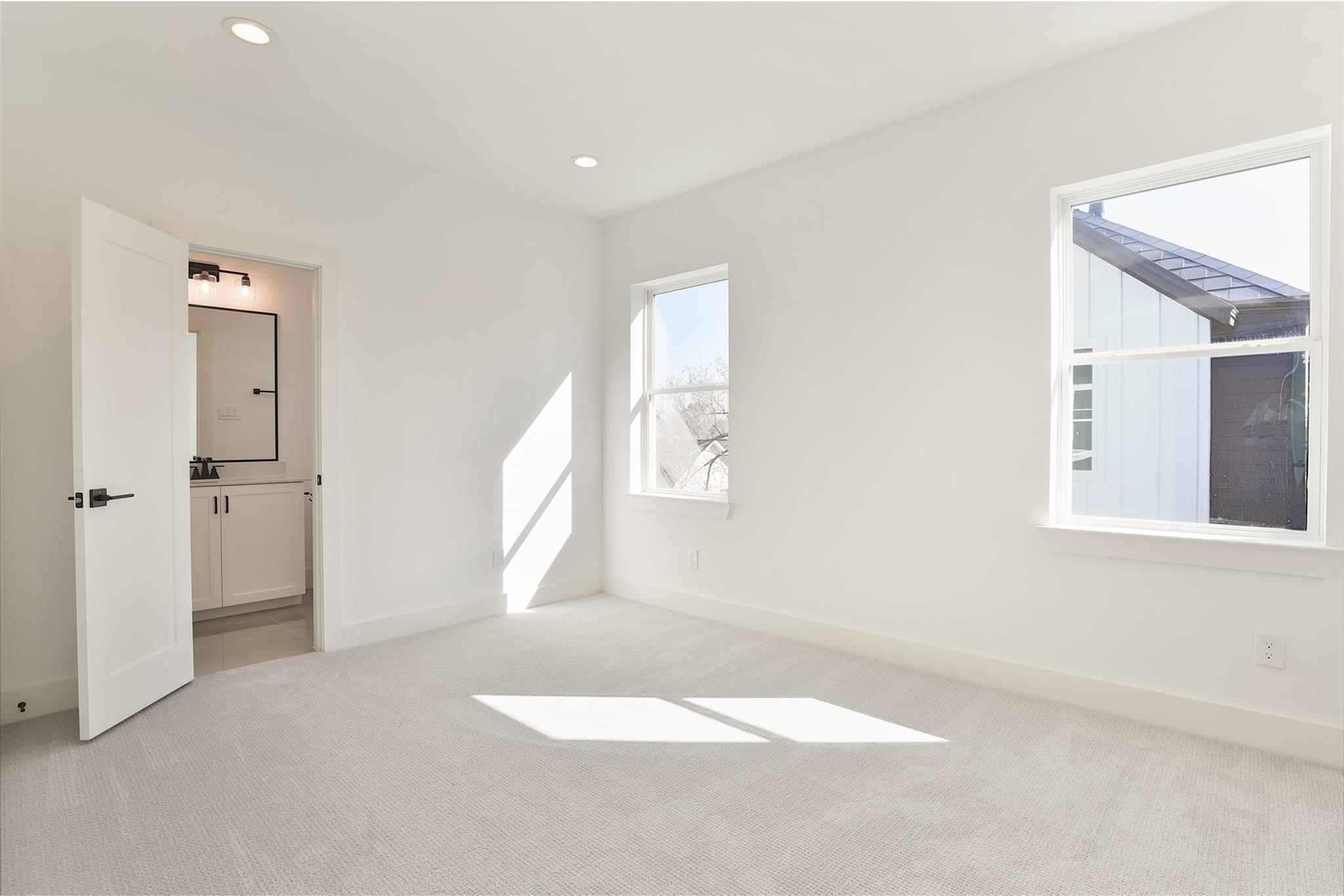 1016 W 15th 1/2 Street # C