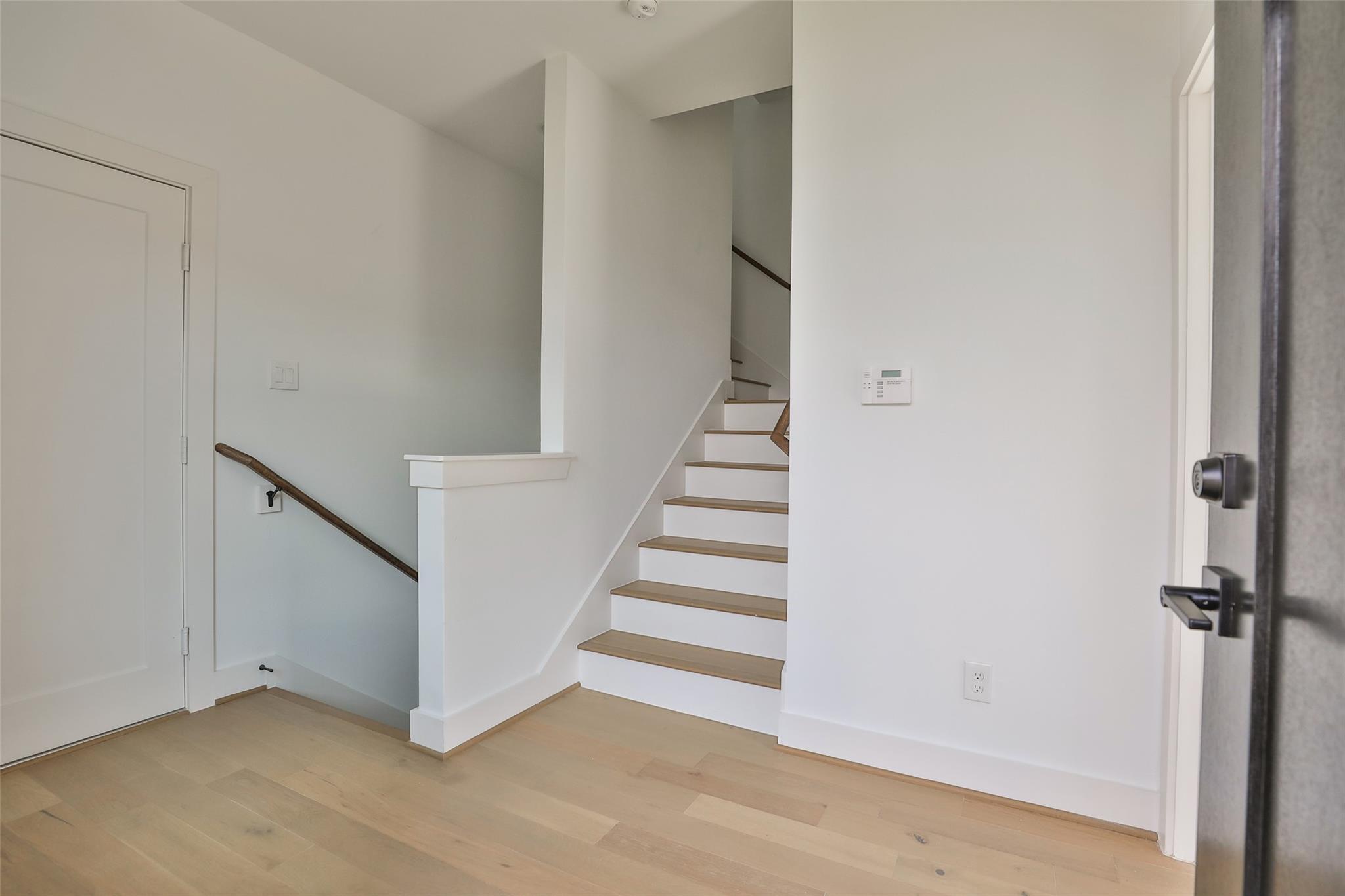 1016 W 15th 1/2 Street # C