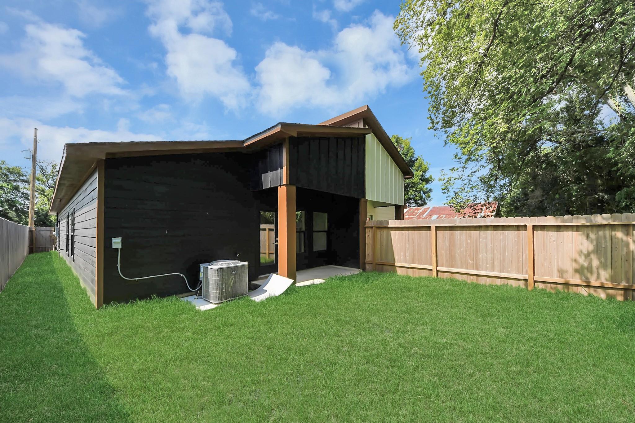 8109 Hamlet Street