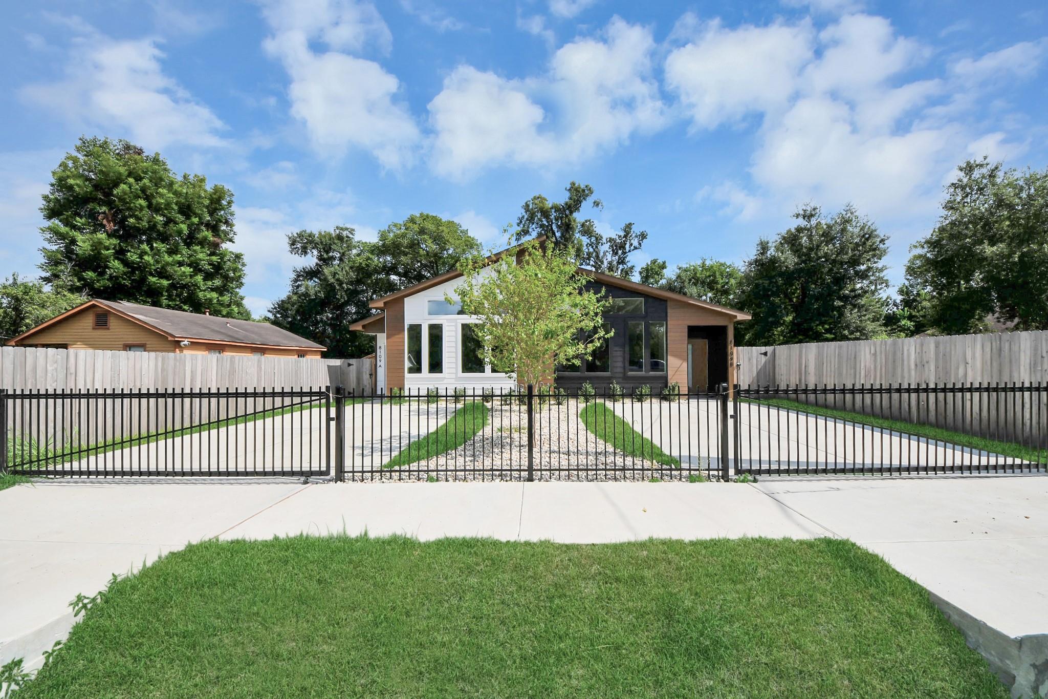 8109 Hamlet Street