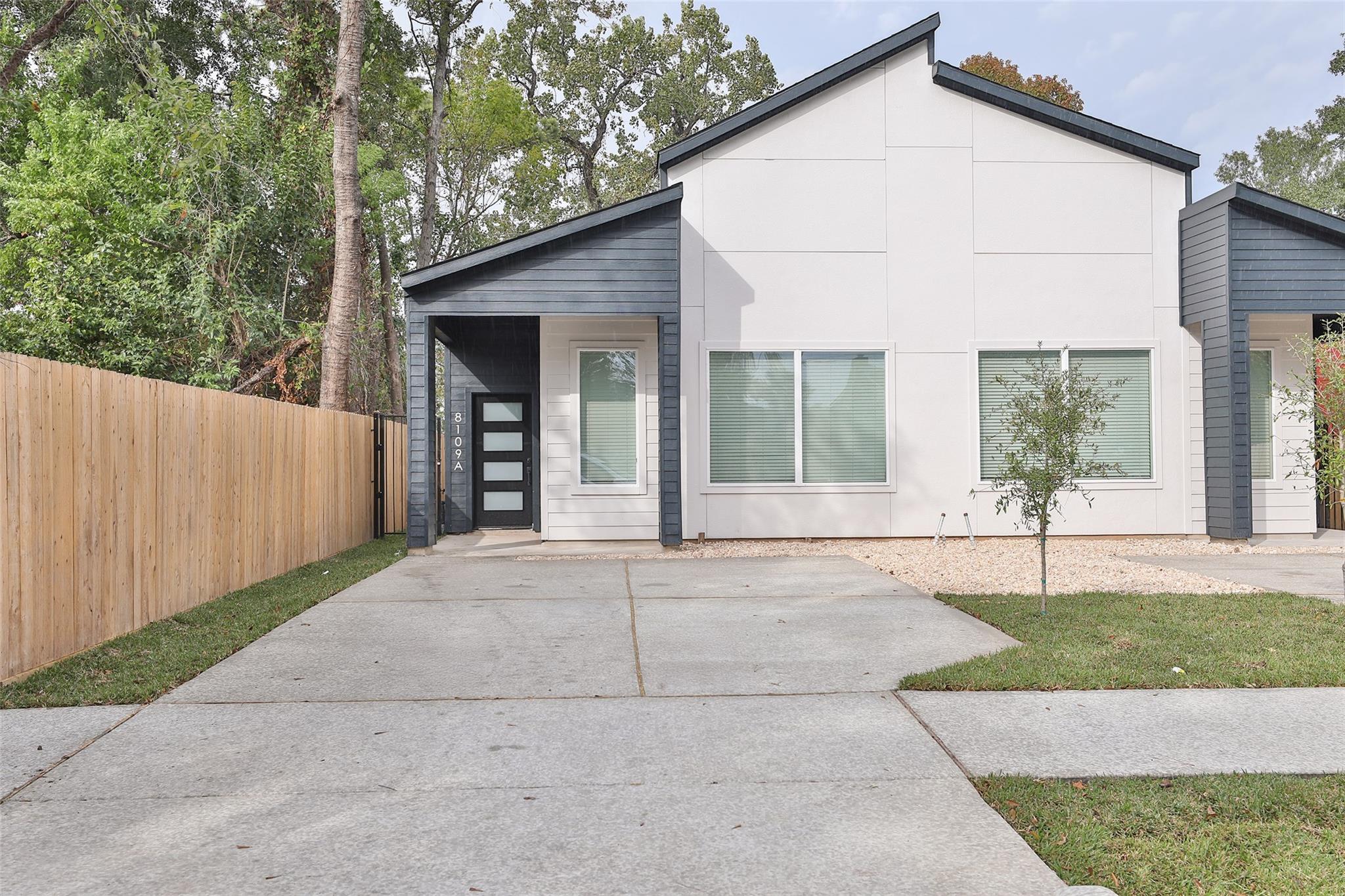 8109 Bigwood Street Unit: A/B