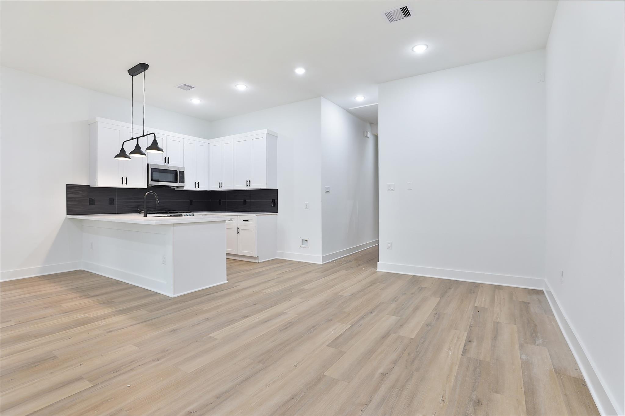 8109 Bigwood Street Unit: A/B