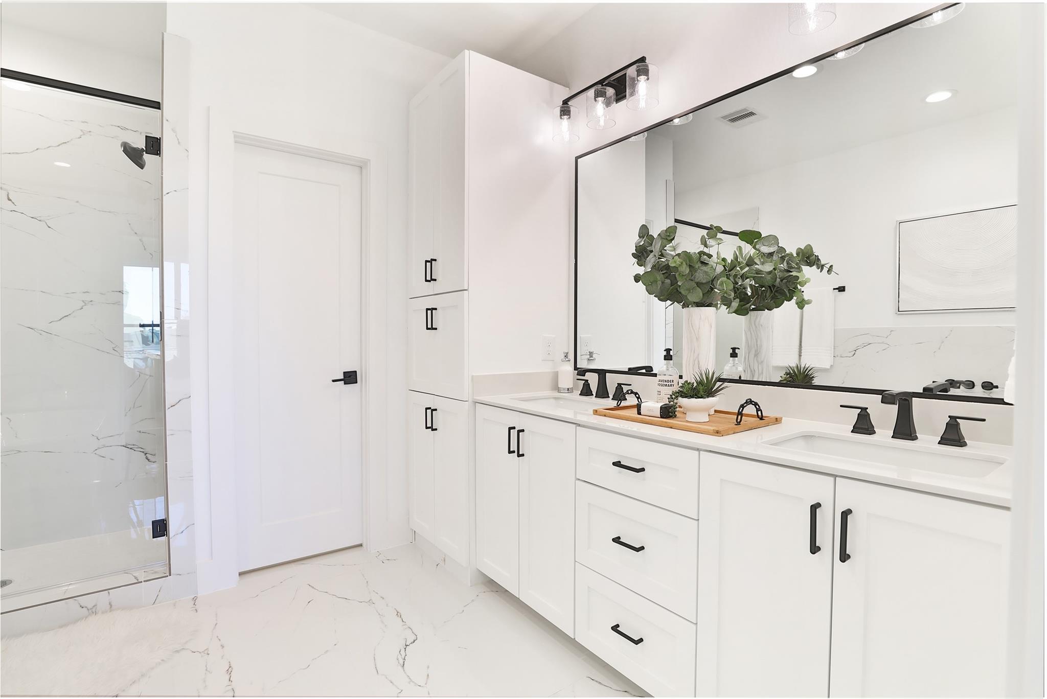 1020 W 15th 1/2 Street # A