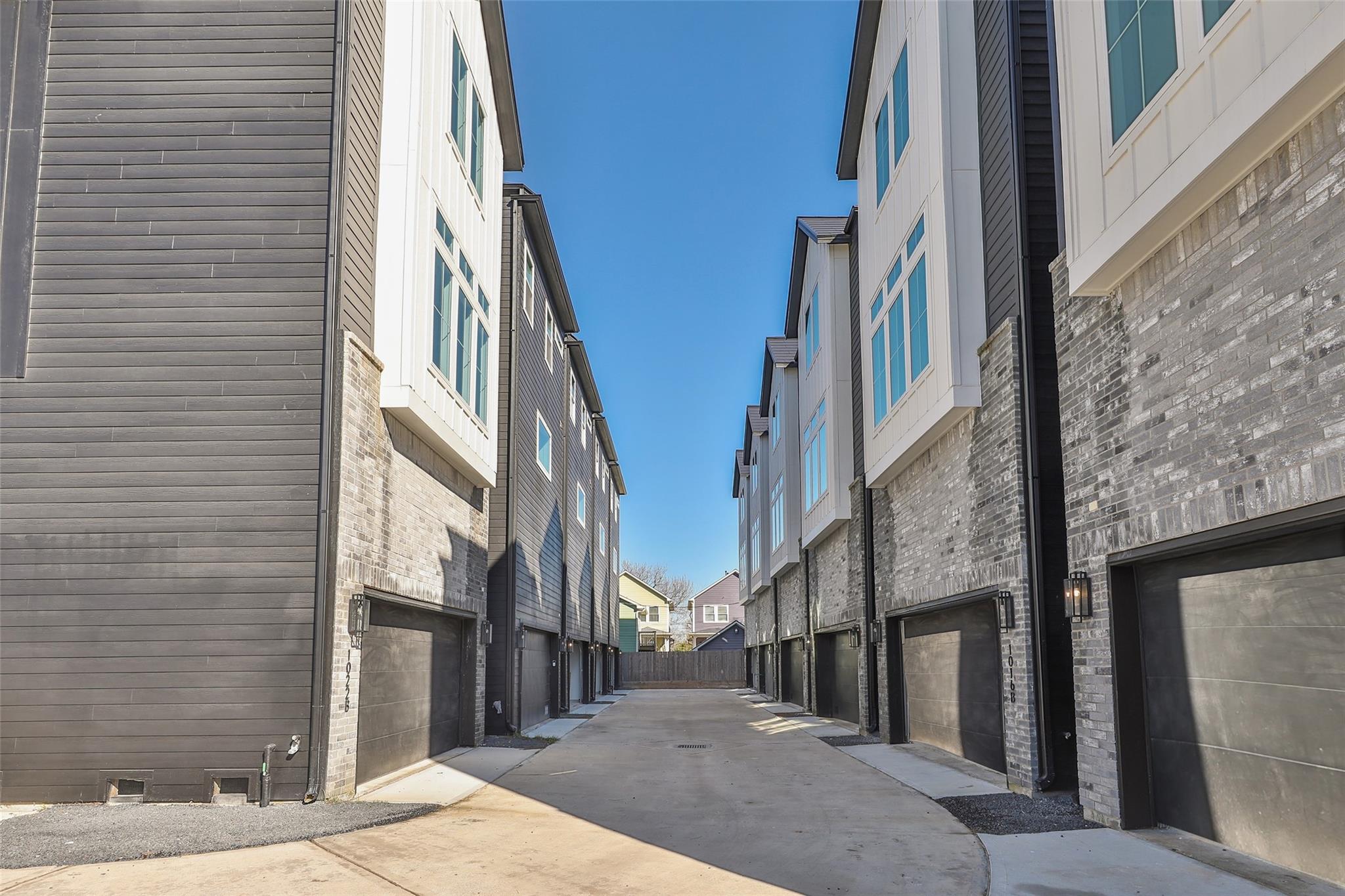 1020 W 15th 1/2 Street # A