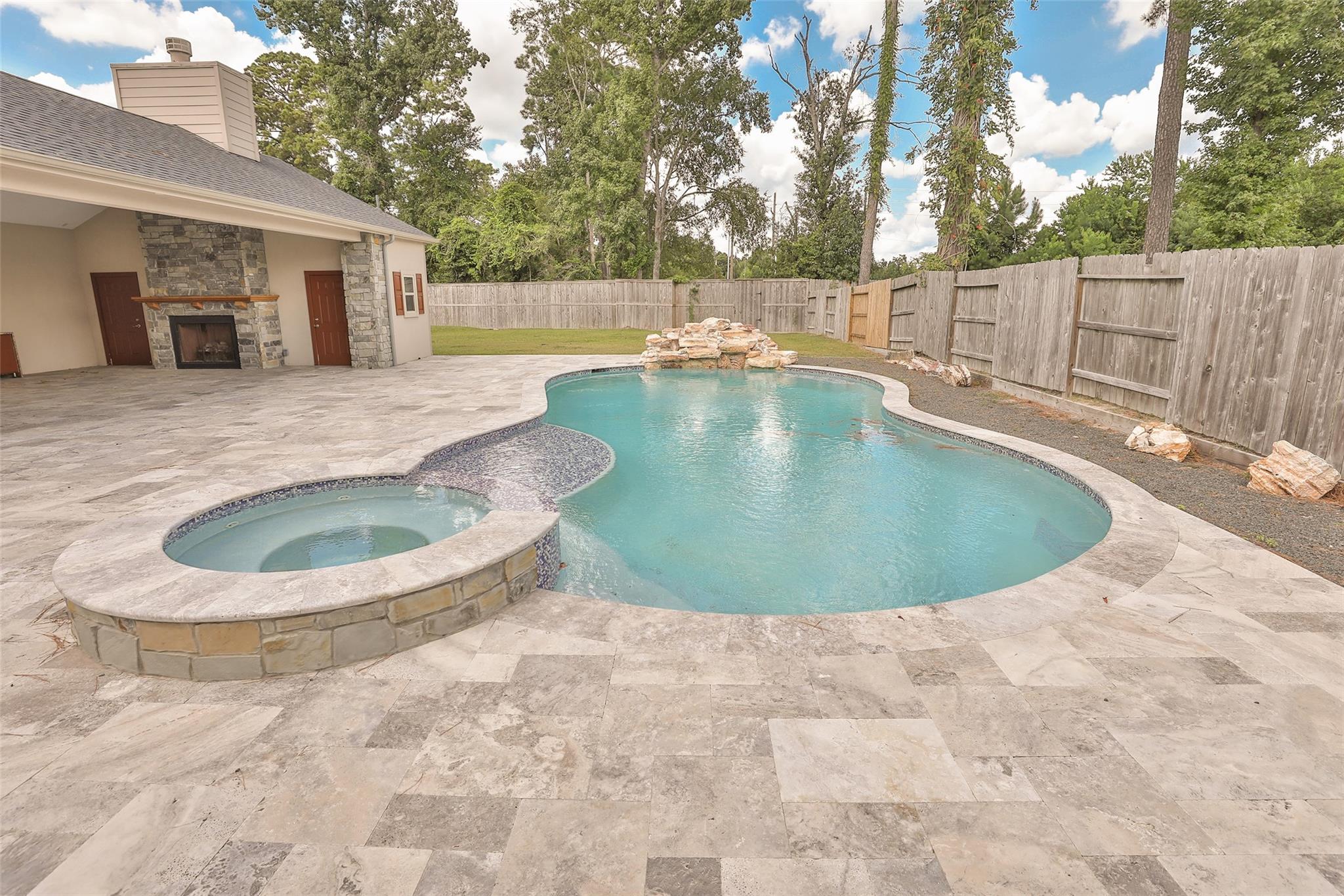 10255 S Goshawk Trail