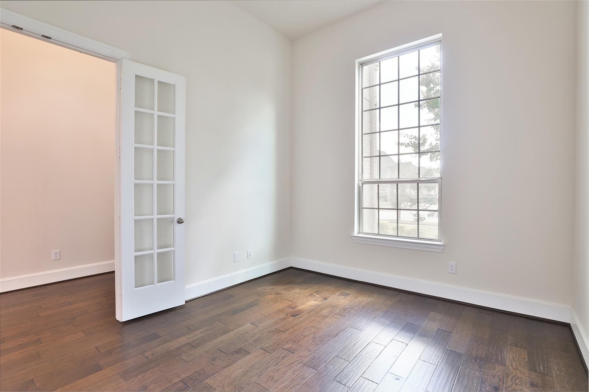 10255 S Goshawk Trail