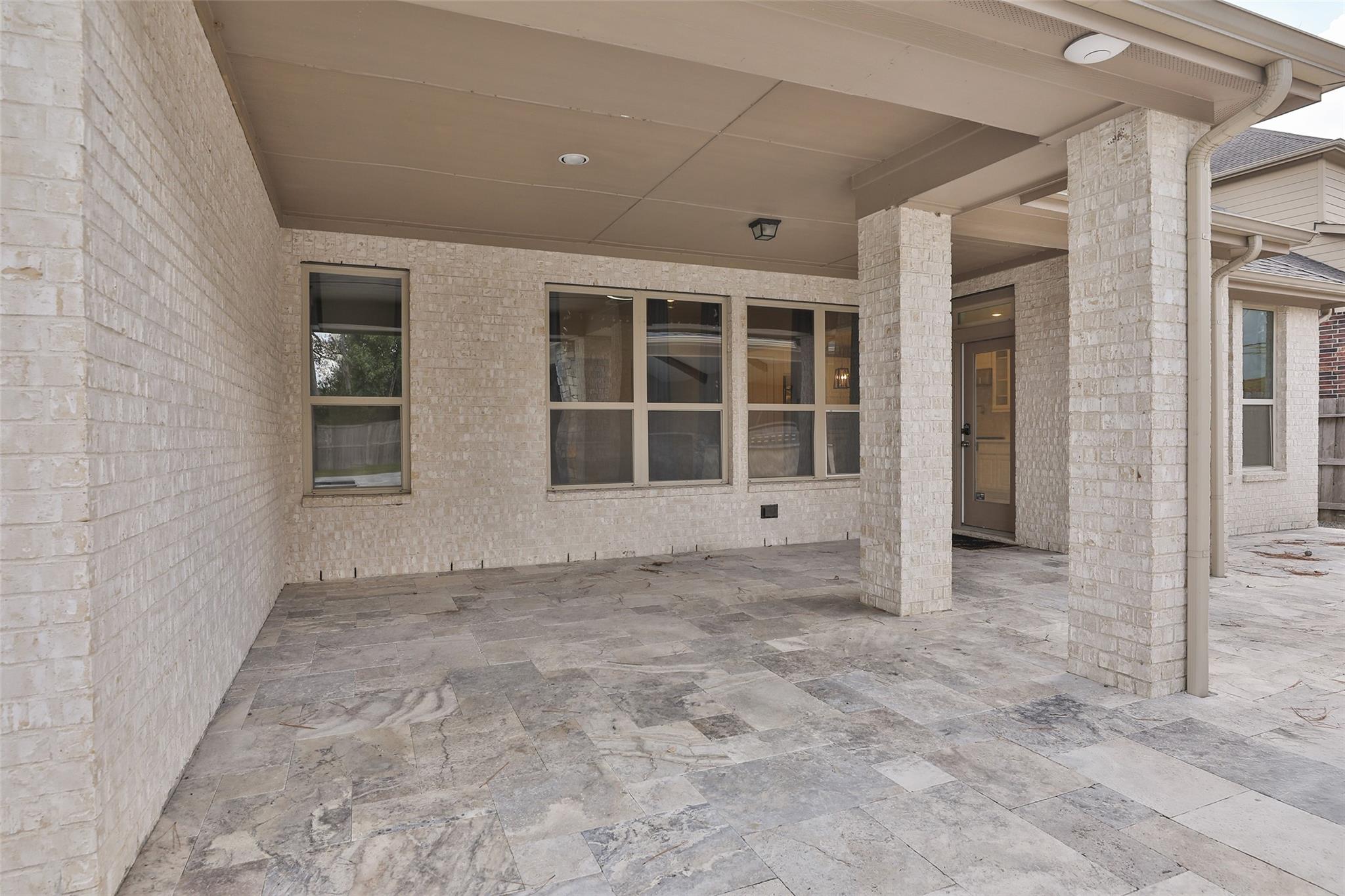 10255 S Goshawk Trail