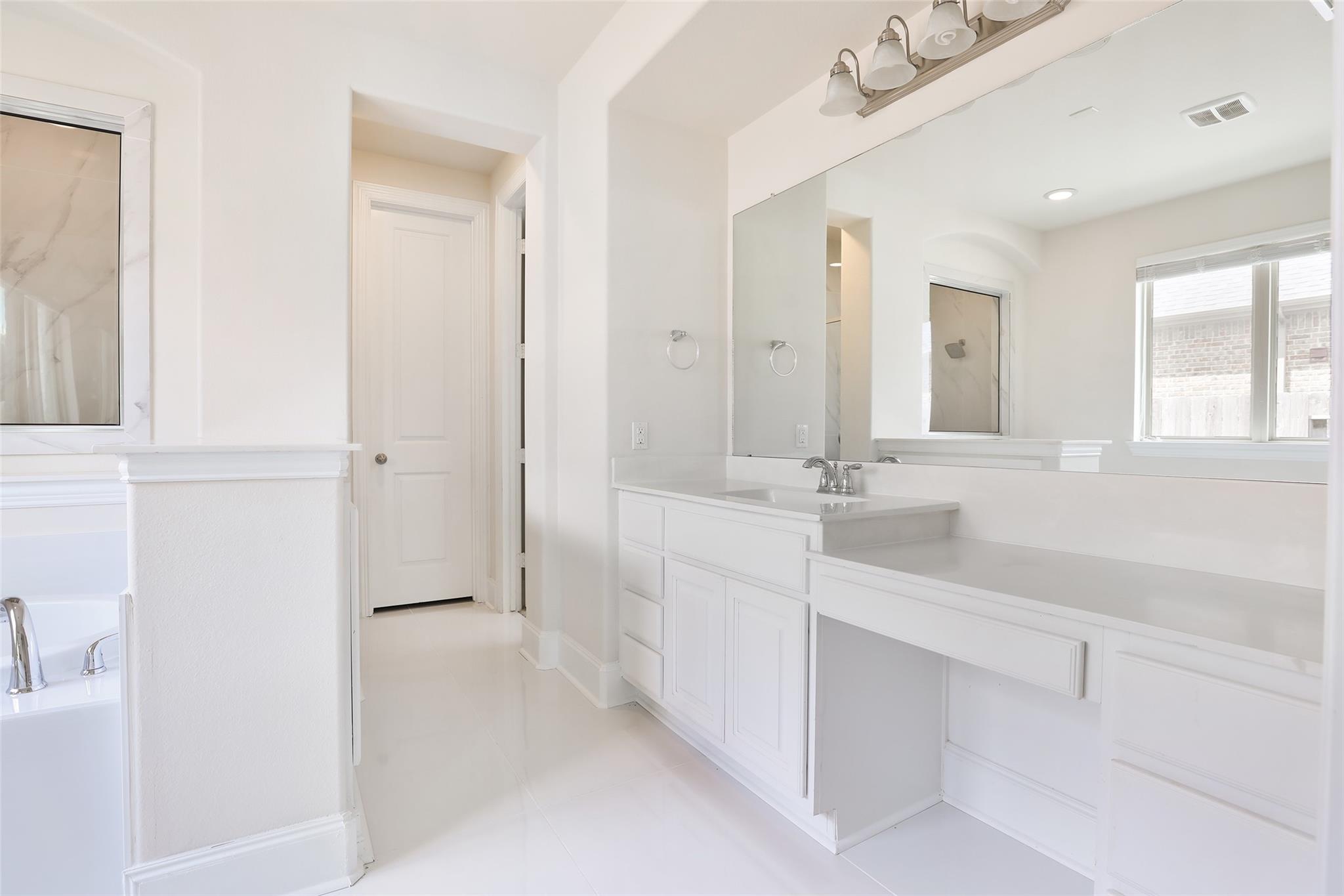 10255 S Goshawk Trail