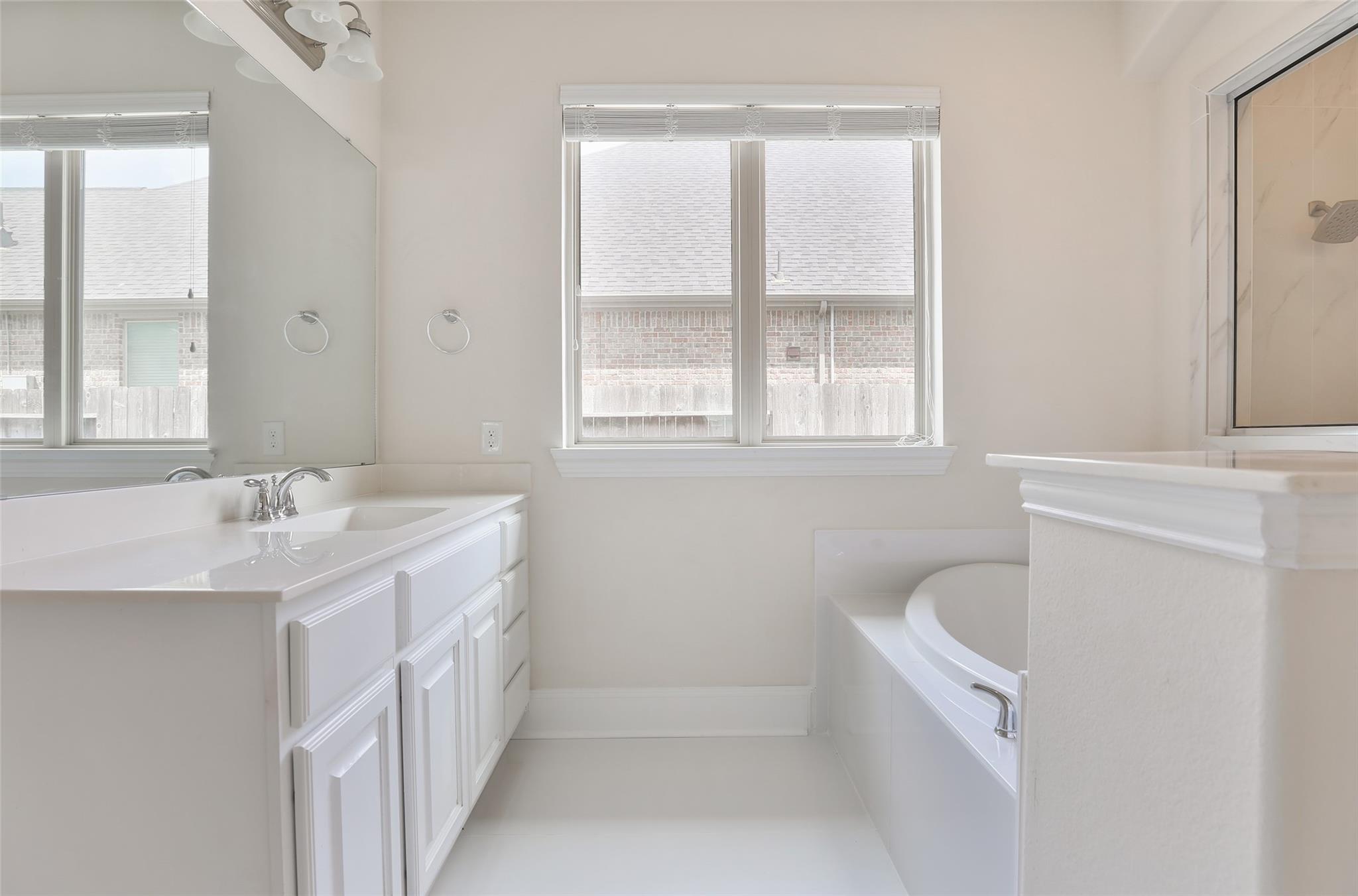 10255 S Goshawk Trail