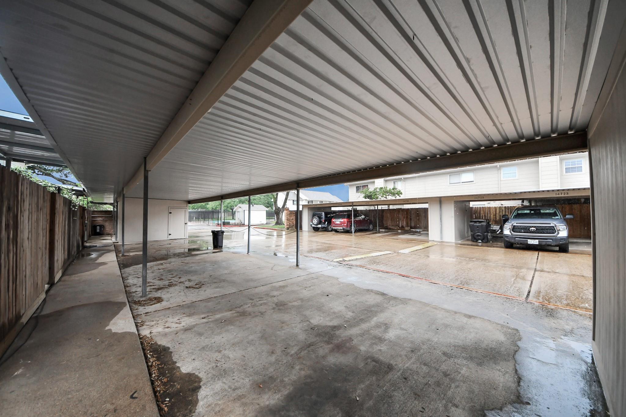 14647 Perthshire Road
