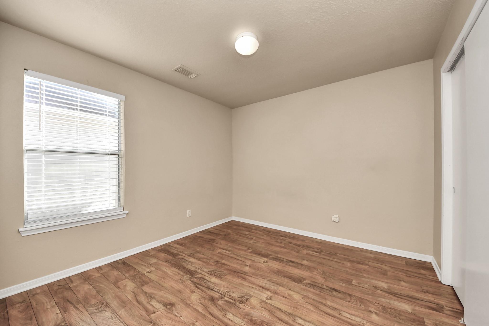 19438 Juniper Vale Circle