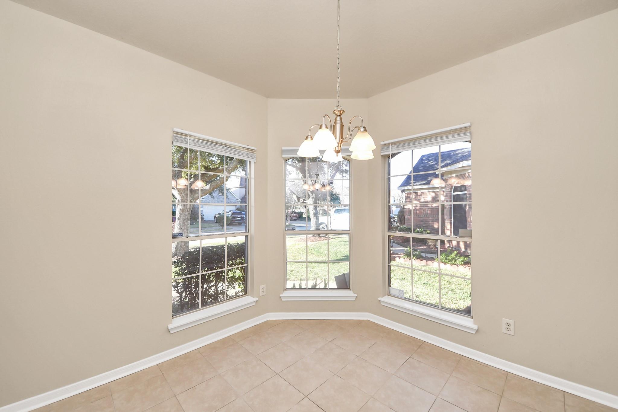 19438 Juniper Vale Circle