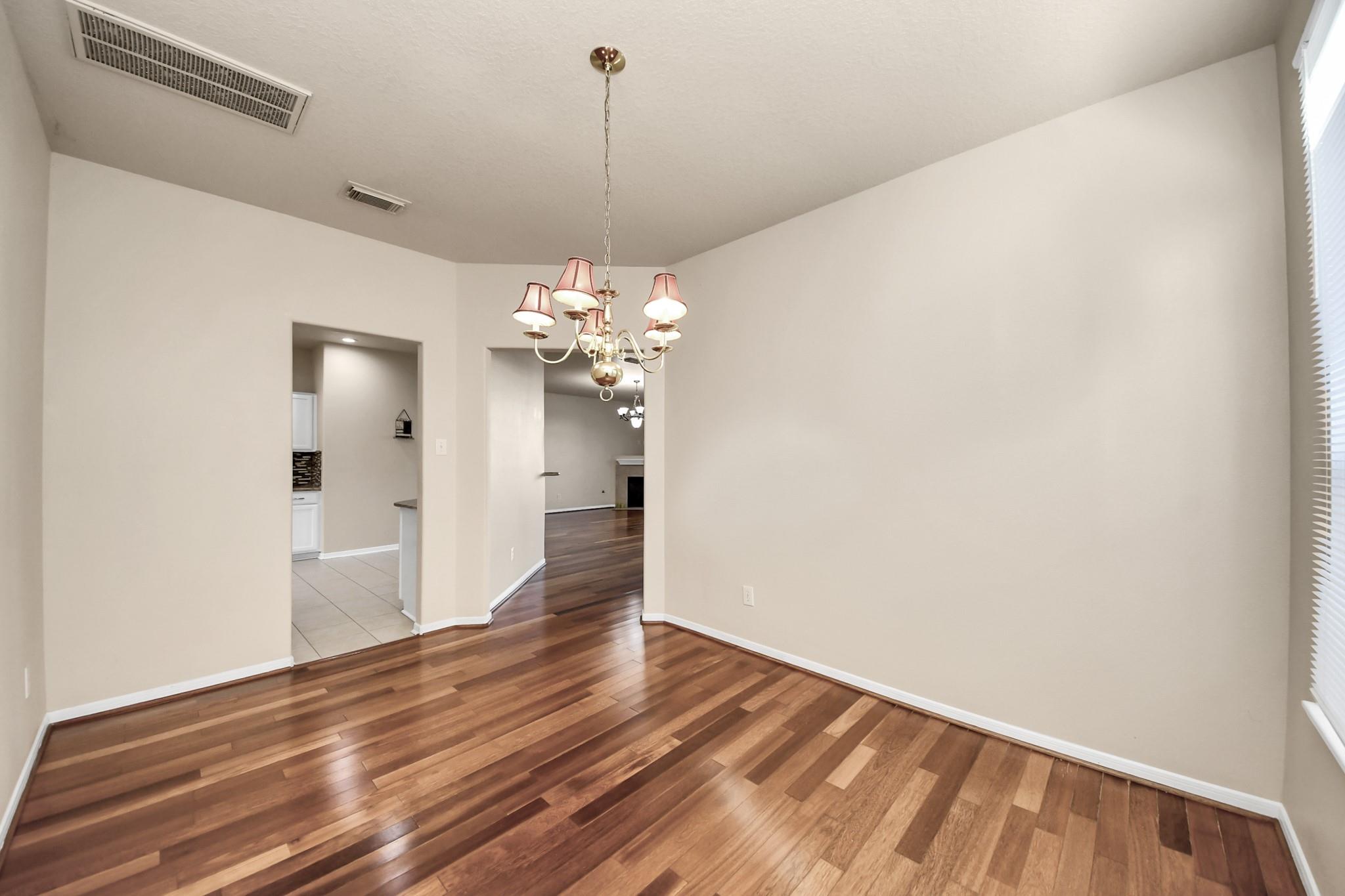 19438 Juniper Vale Circle