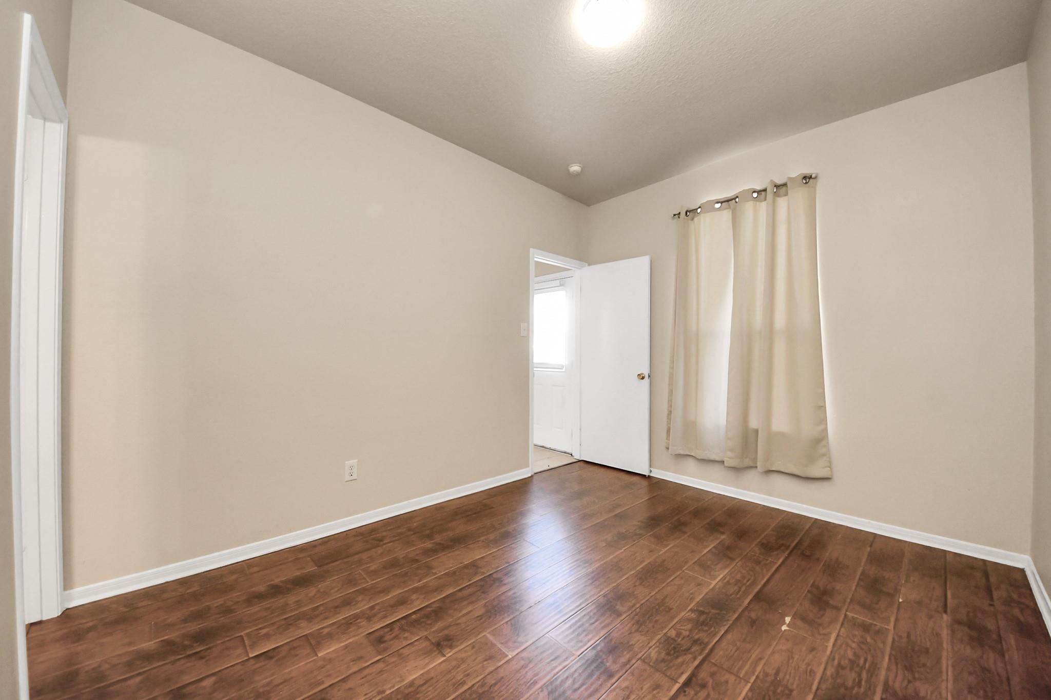 19438 Juniper Vale Circle