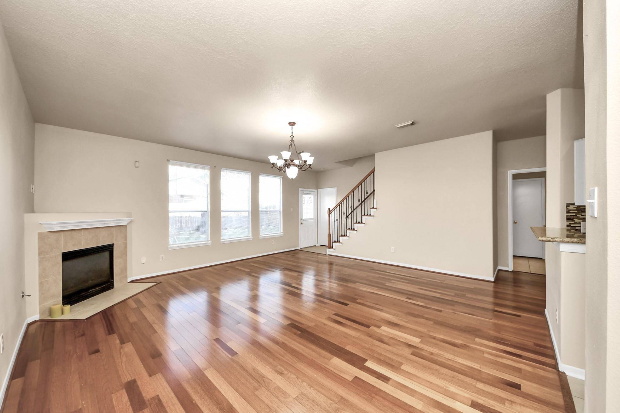 19438 Juniper Vale Circle