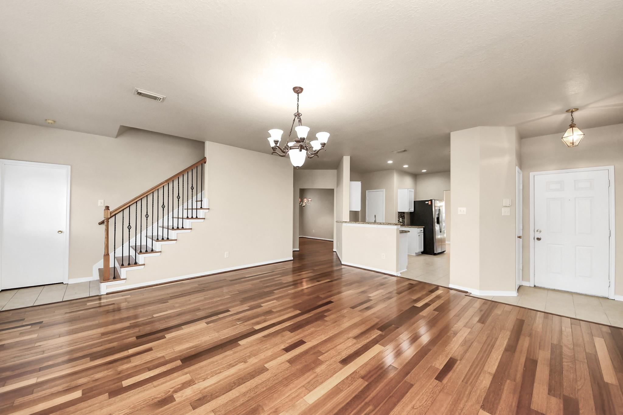 19438 Juniper Vale Circle