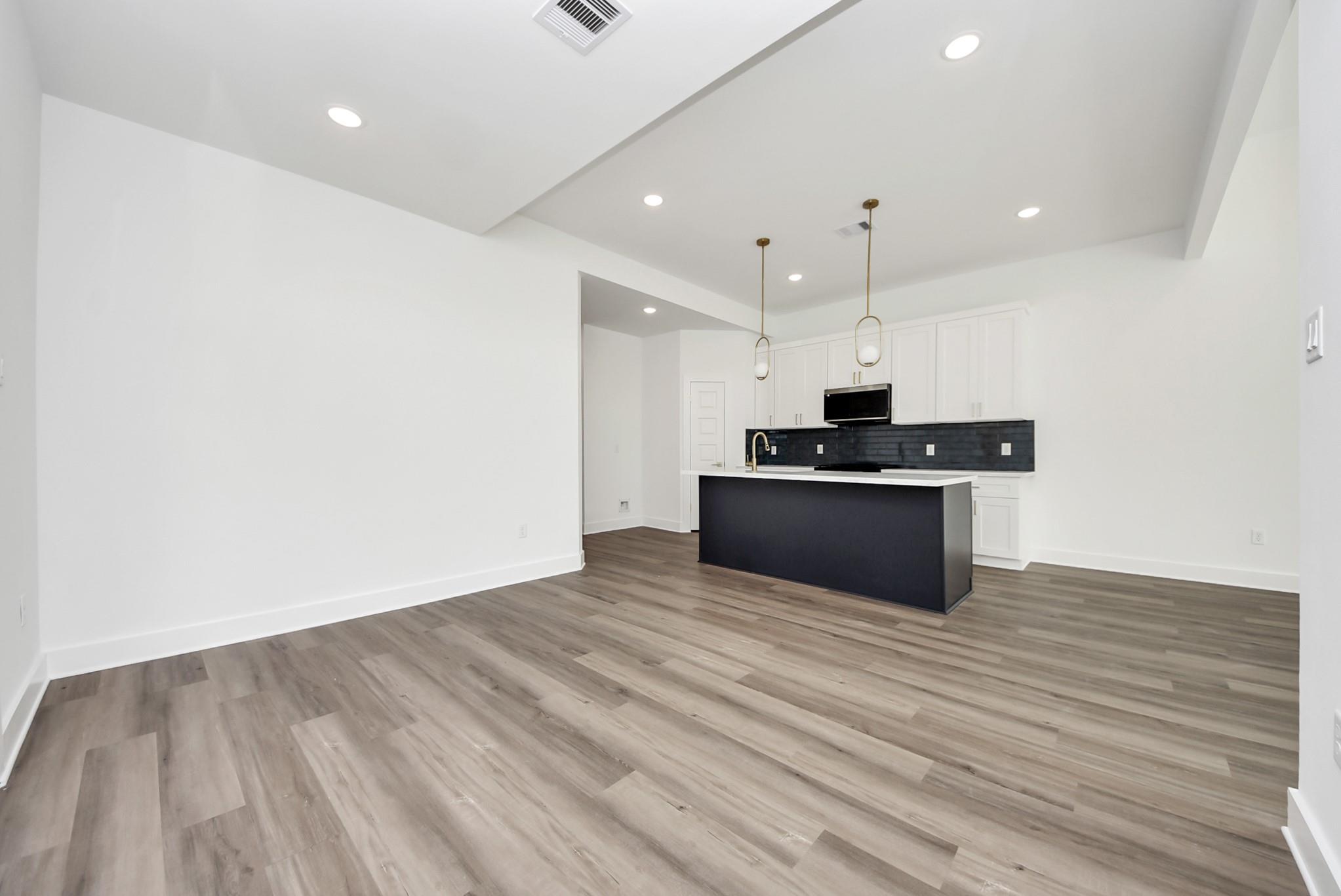 5506 Bacher St Street Unit: A/B