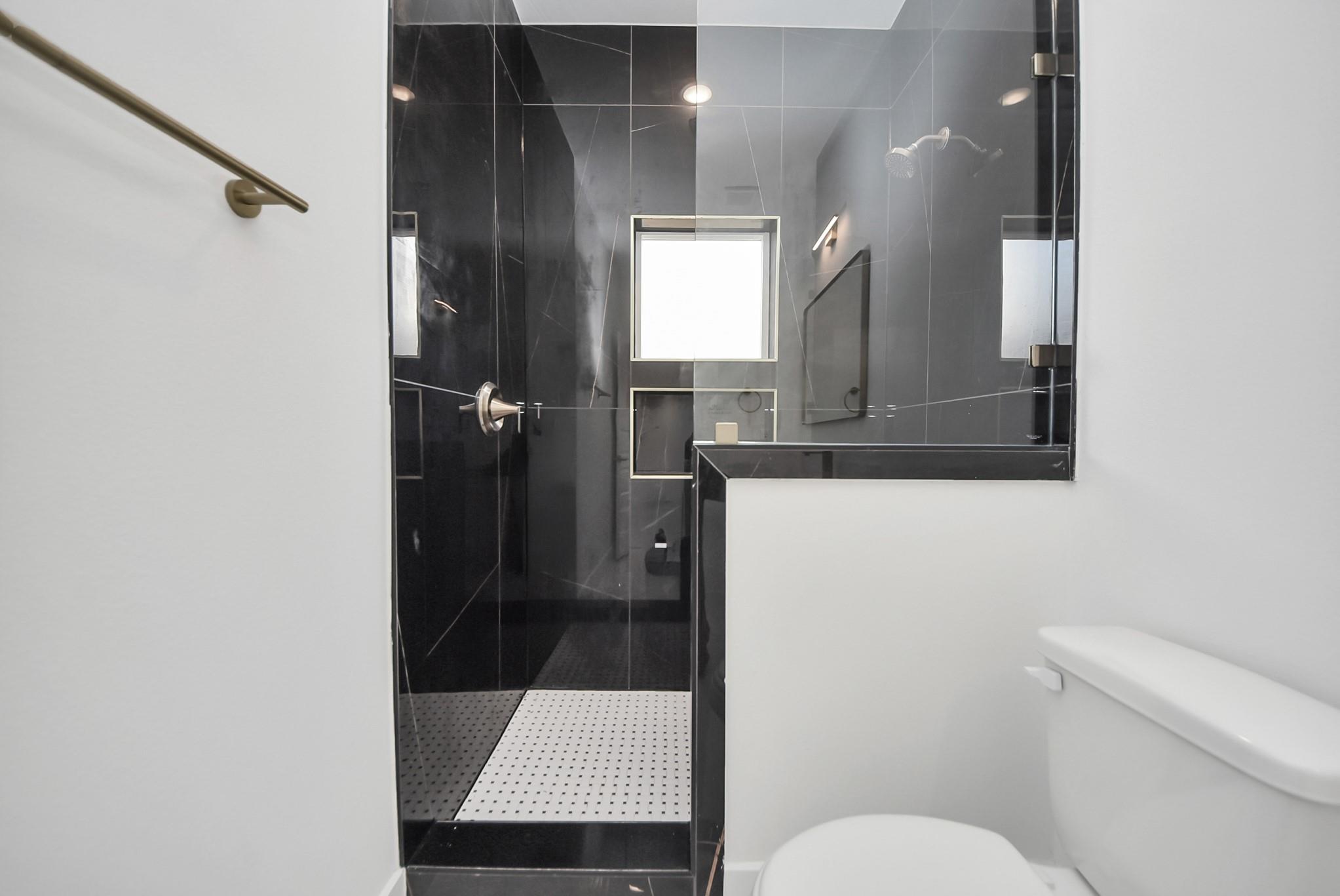 5506 Bacher St Street Unit: A/B