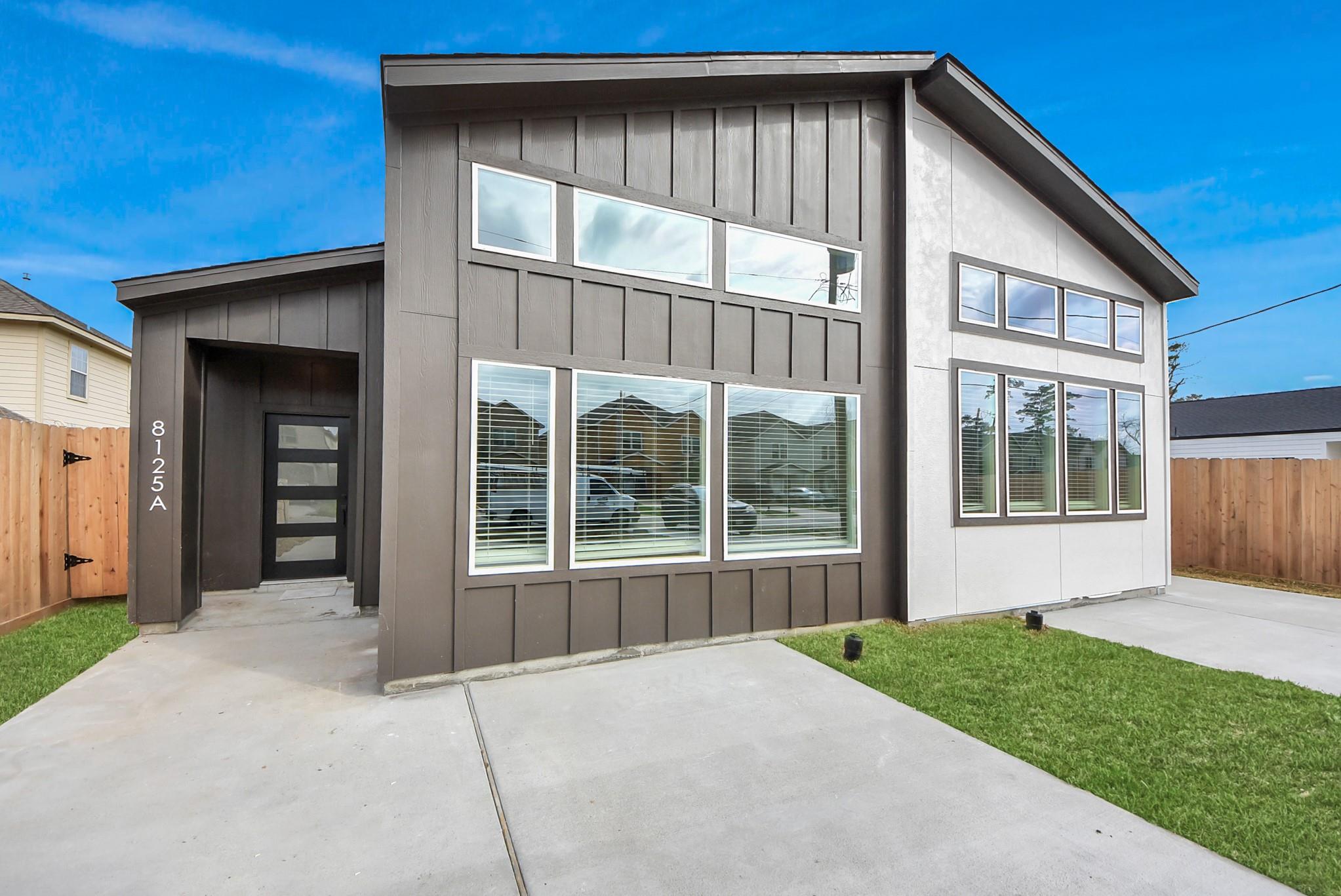 5506 Bacher St Street Unit: A/B