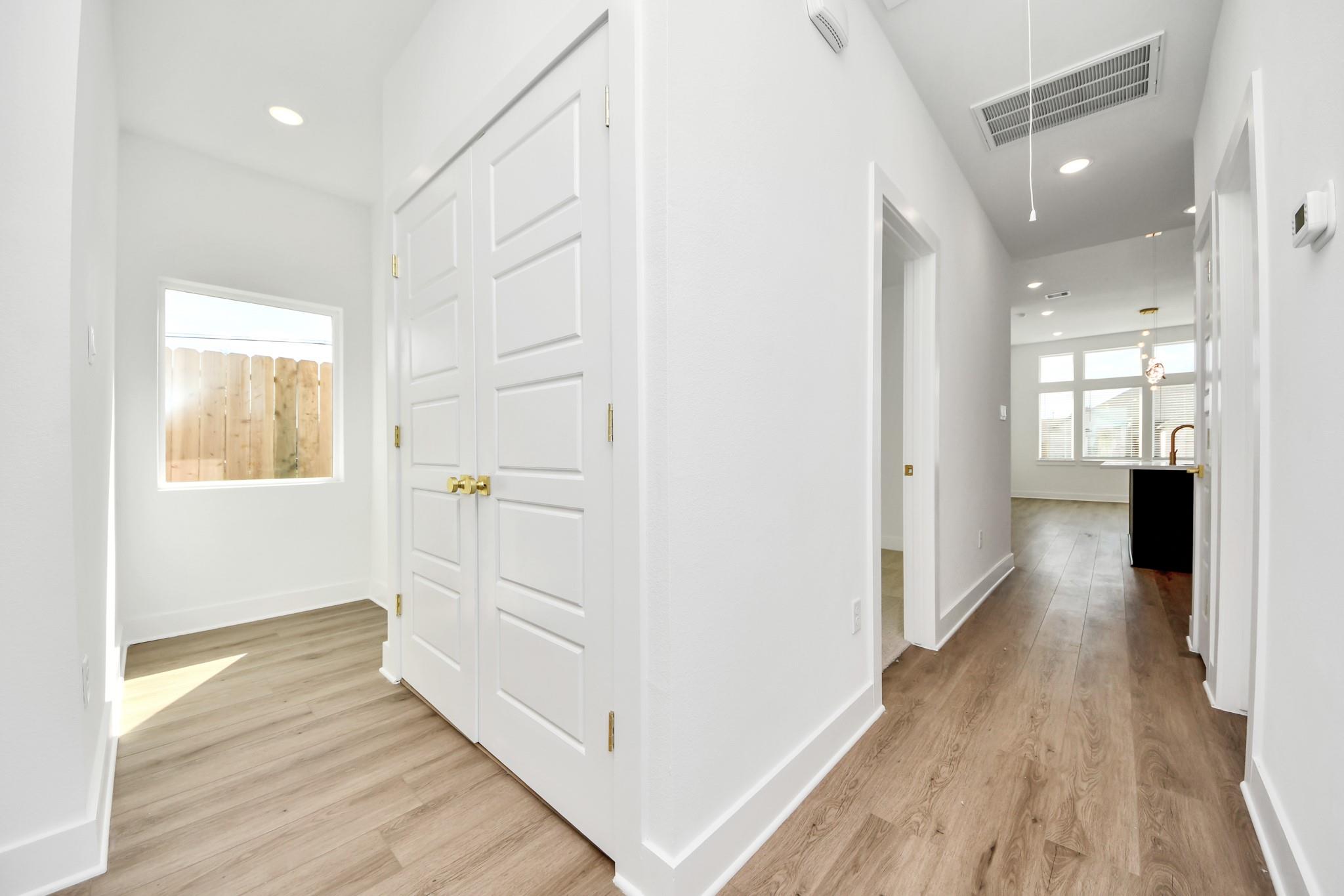 5506 Bacher St Street Unit: A/B