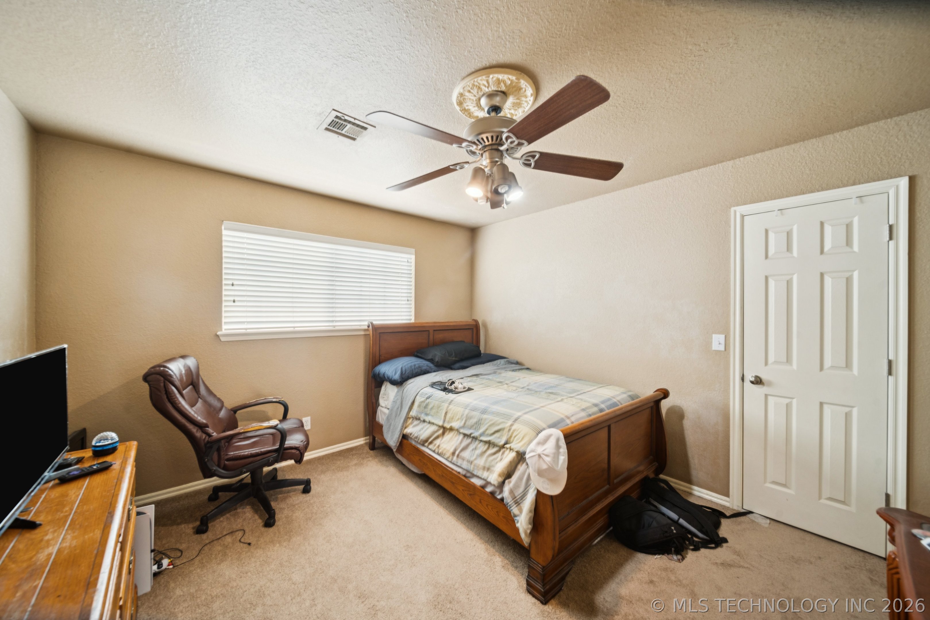 11712 E 117th Place N