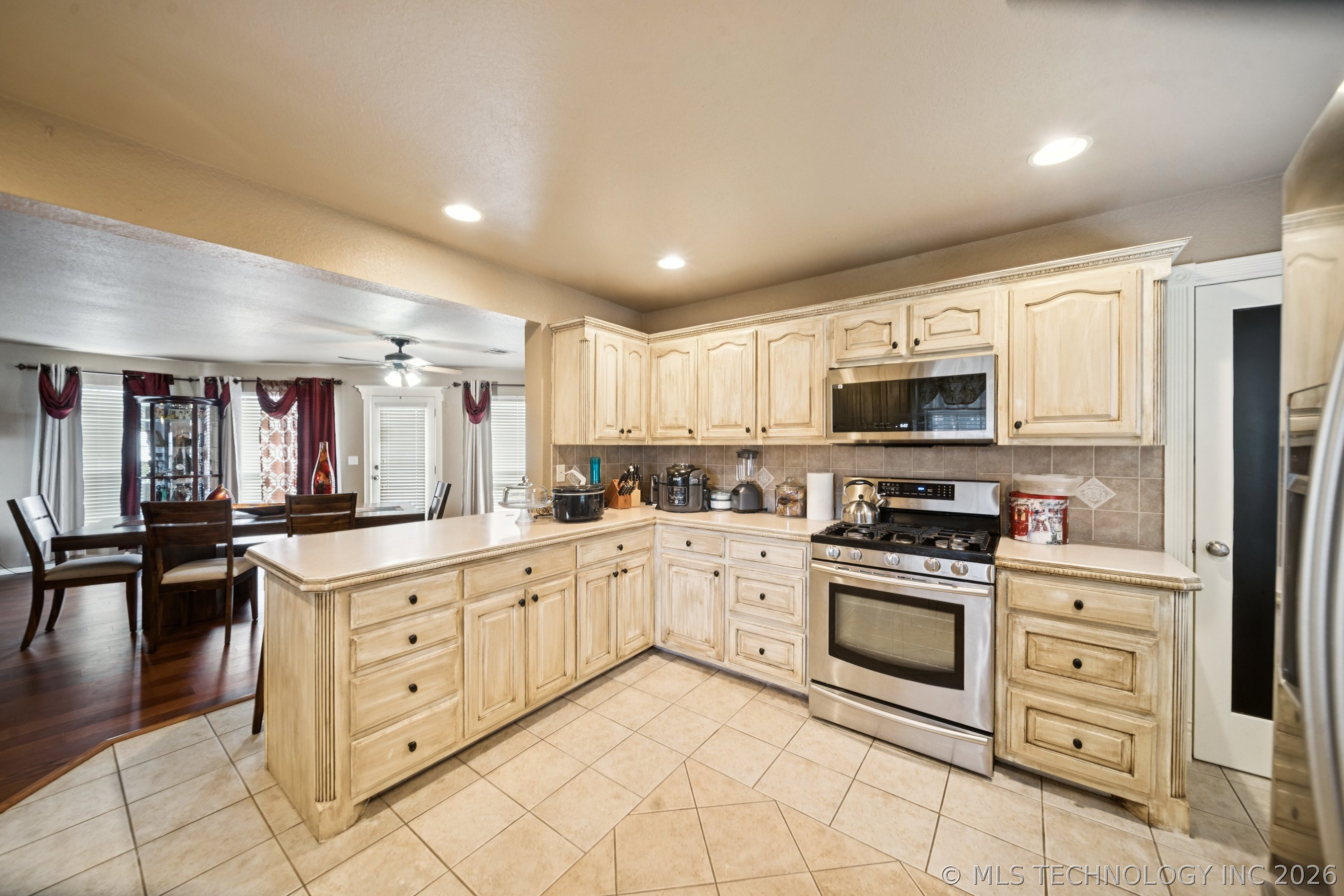 11712 E 117th Place N