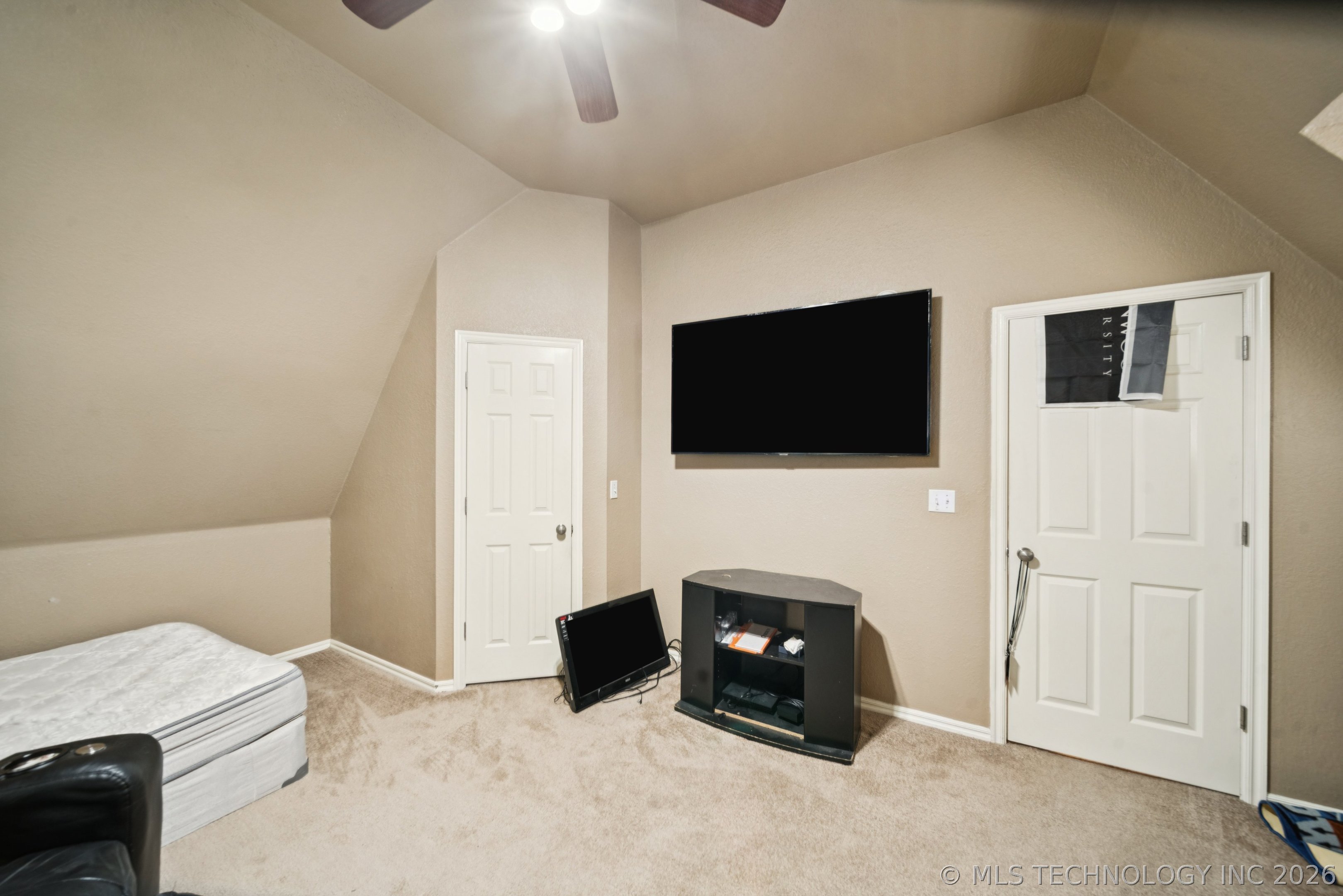 11712 E 117th Place N