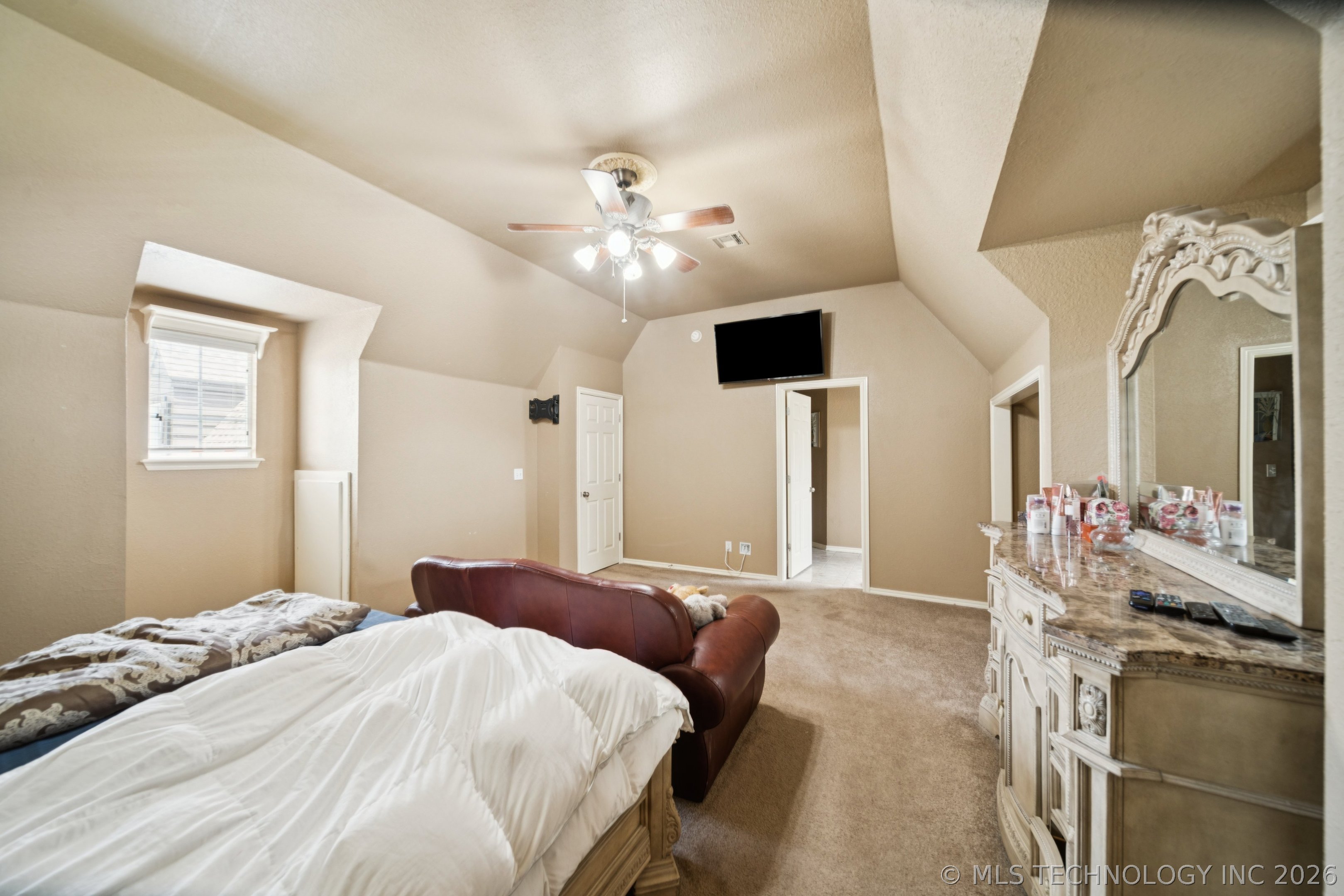 11712 E 117th Place N