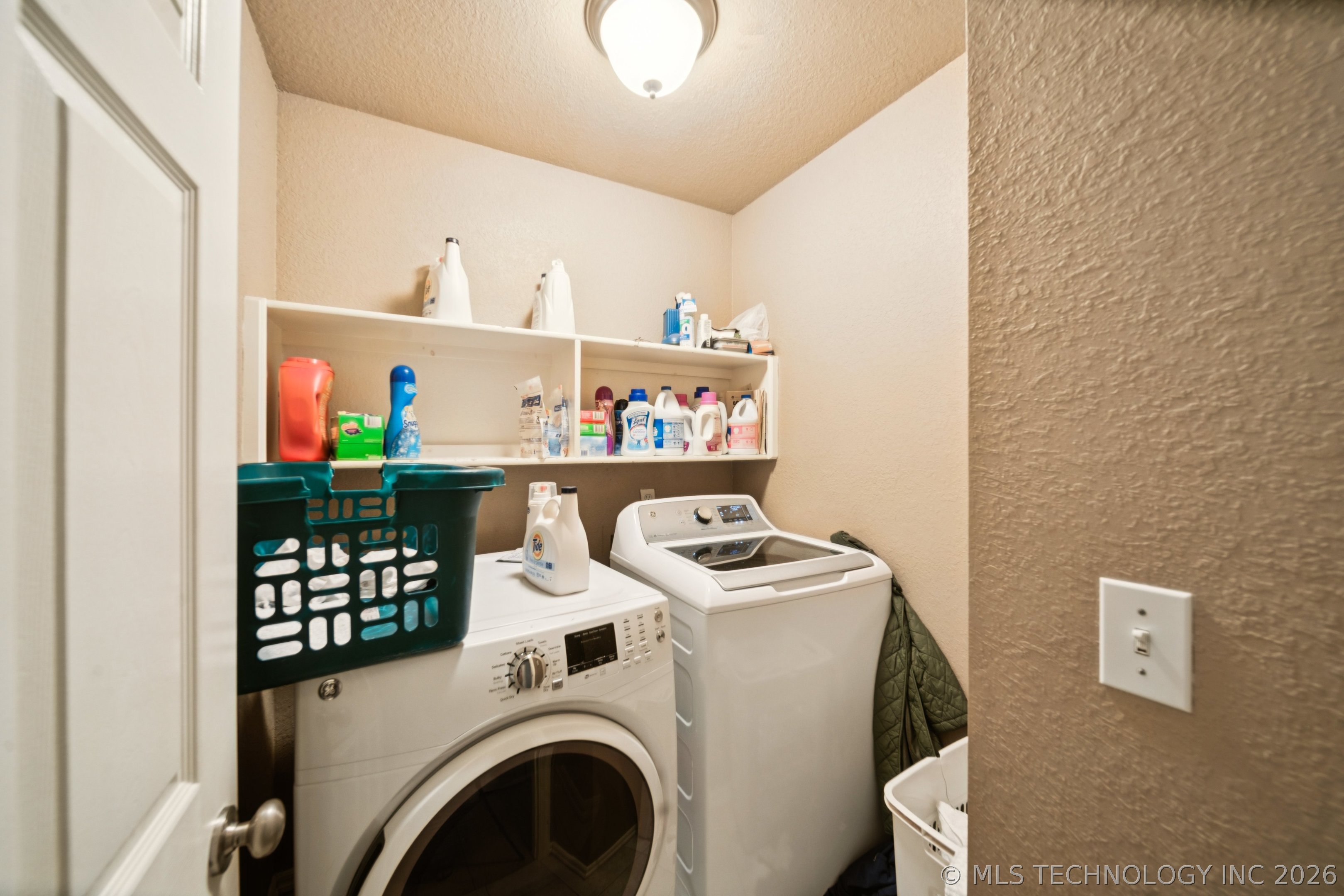 11712 E 117th Place N