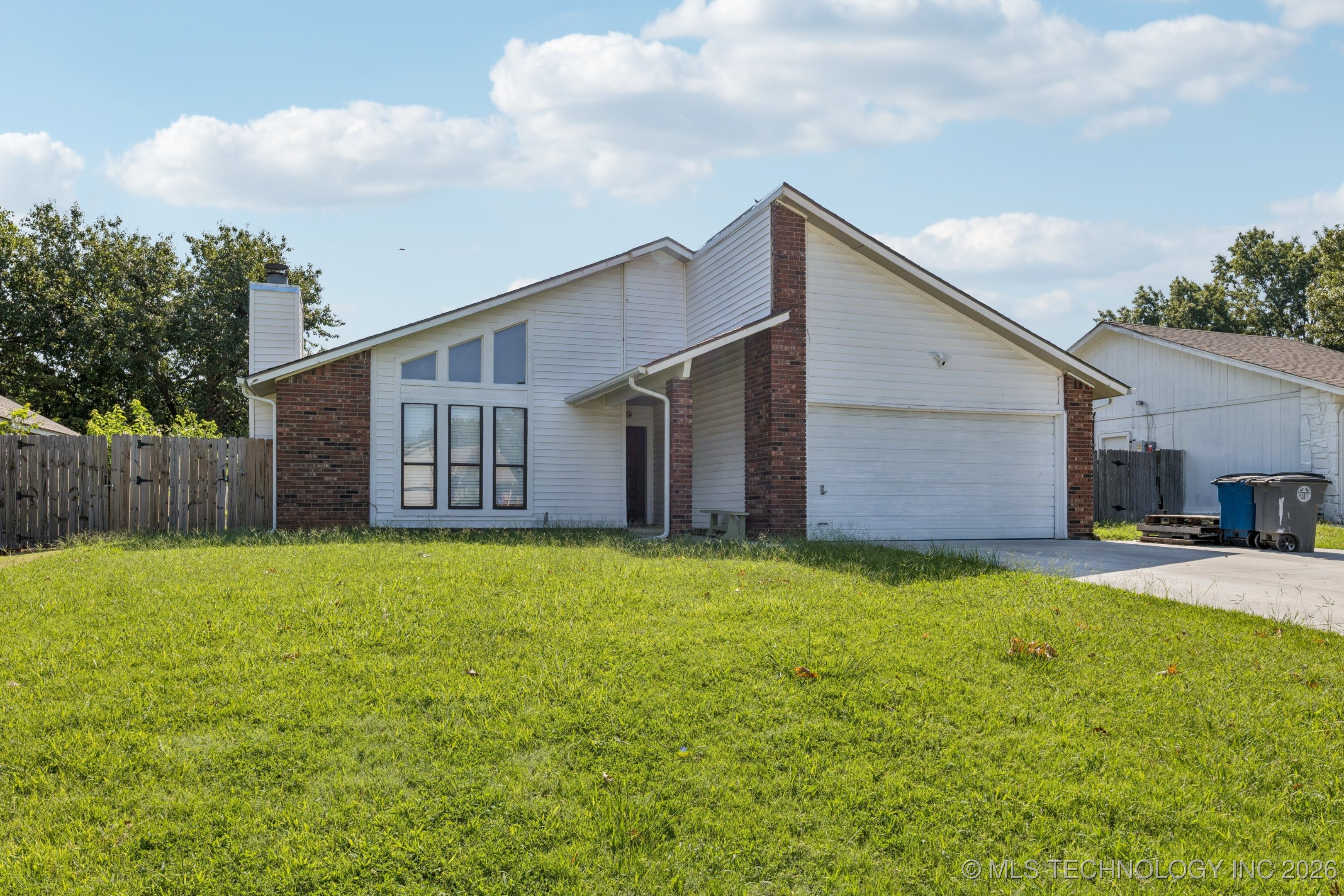 9219 S 89th East Avenue