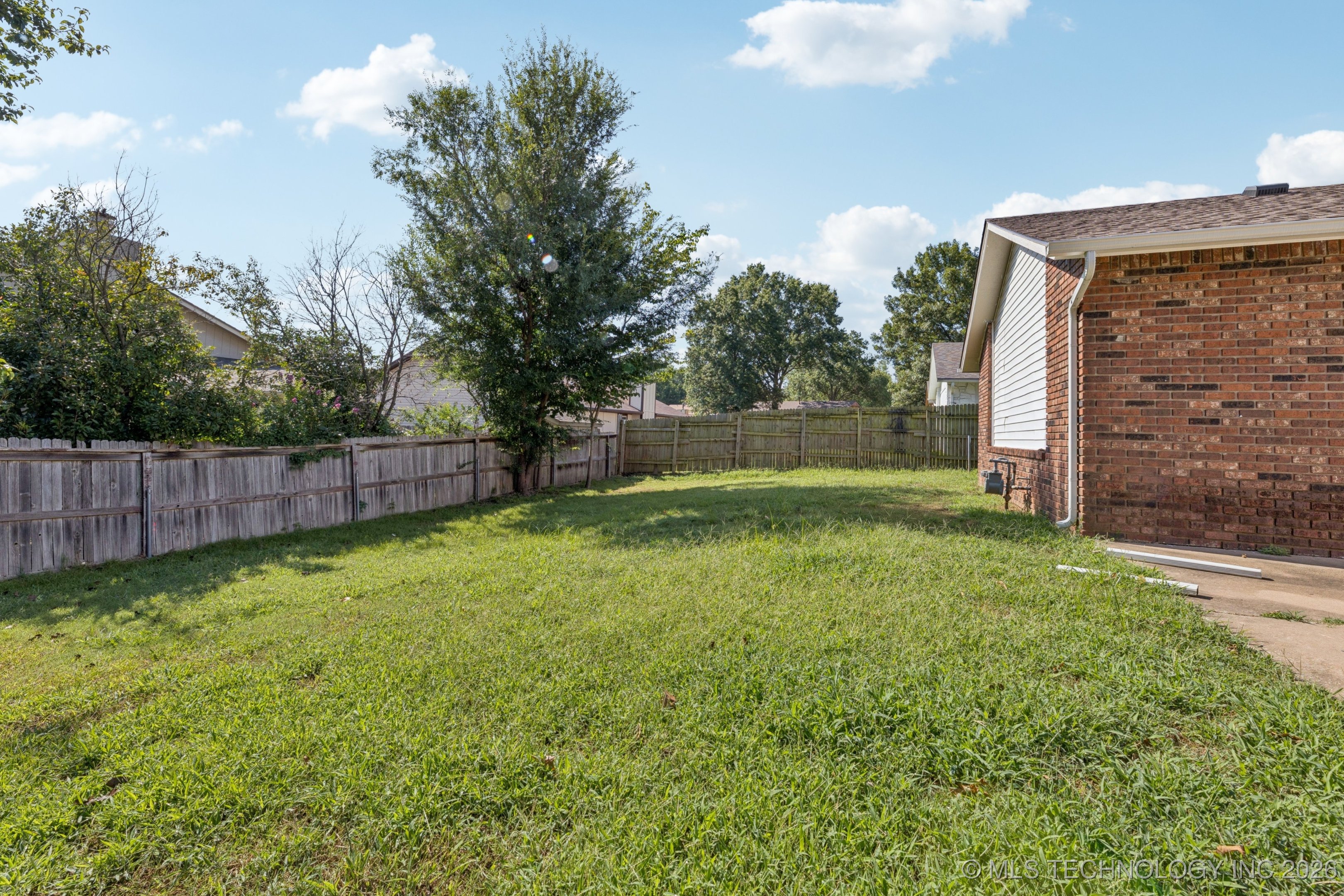 9219 S 89th East Avenue