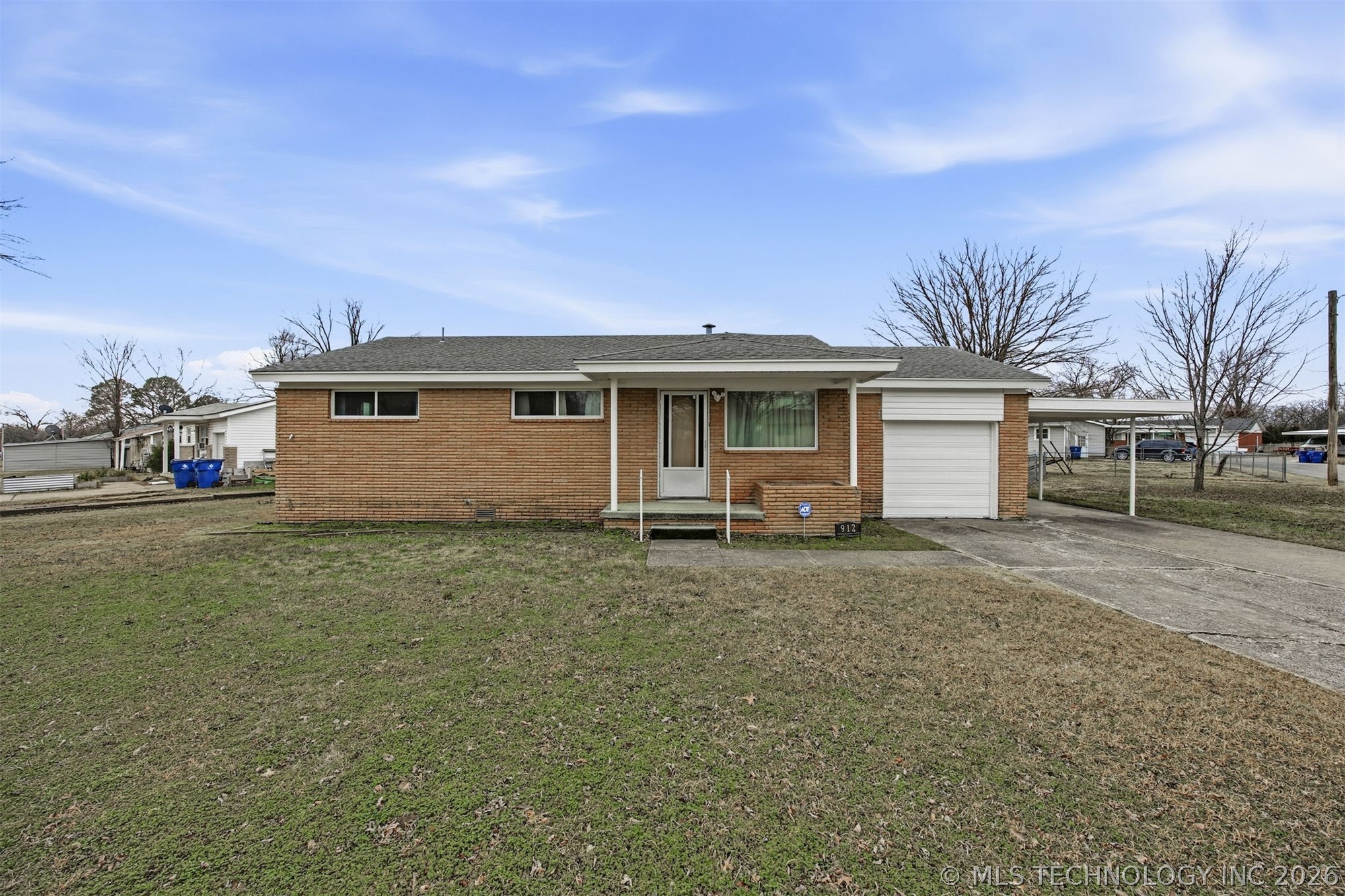 912 N Brady Drive