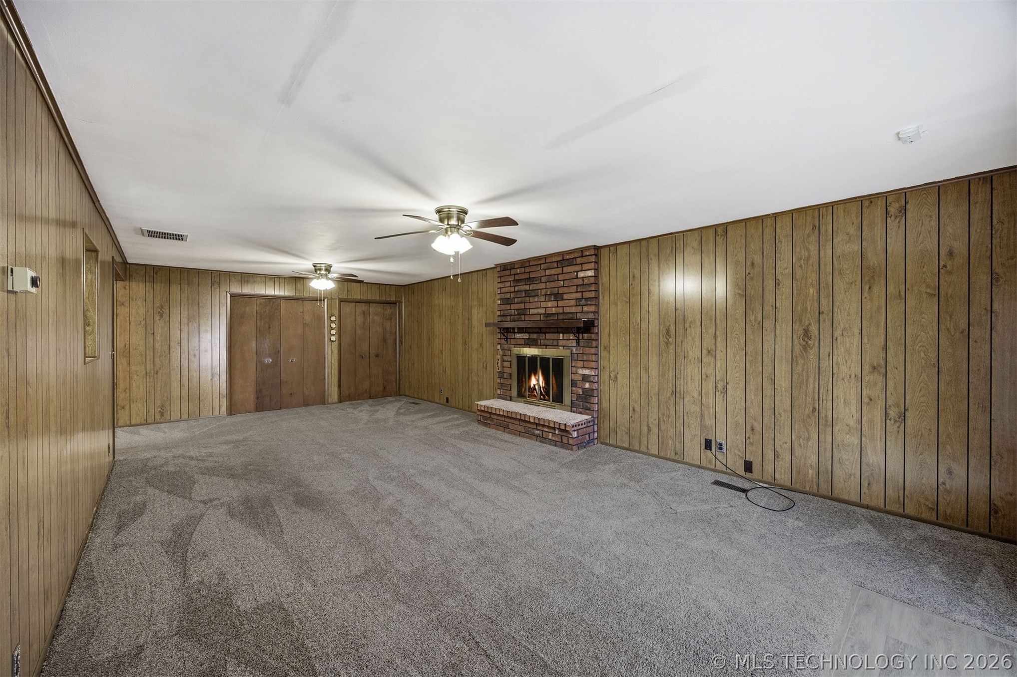 912 N Brady Drive