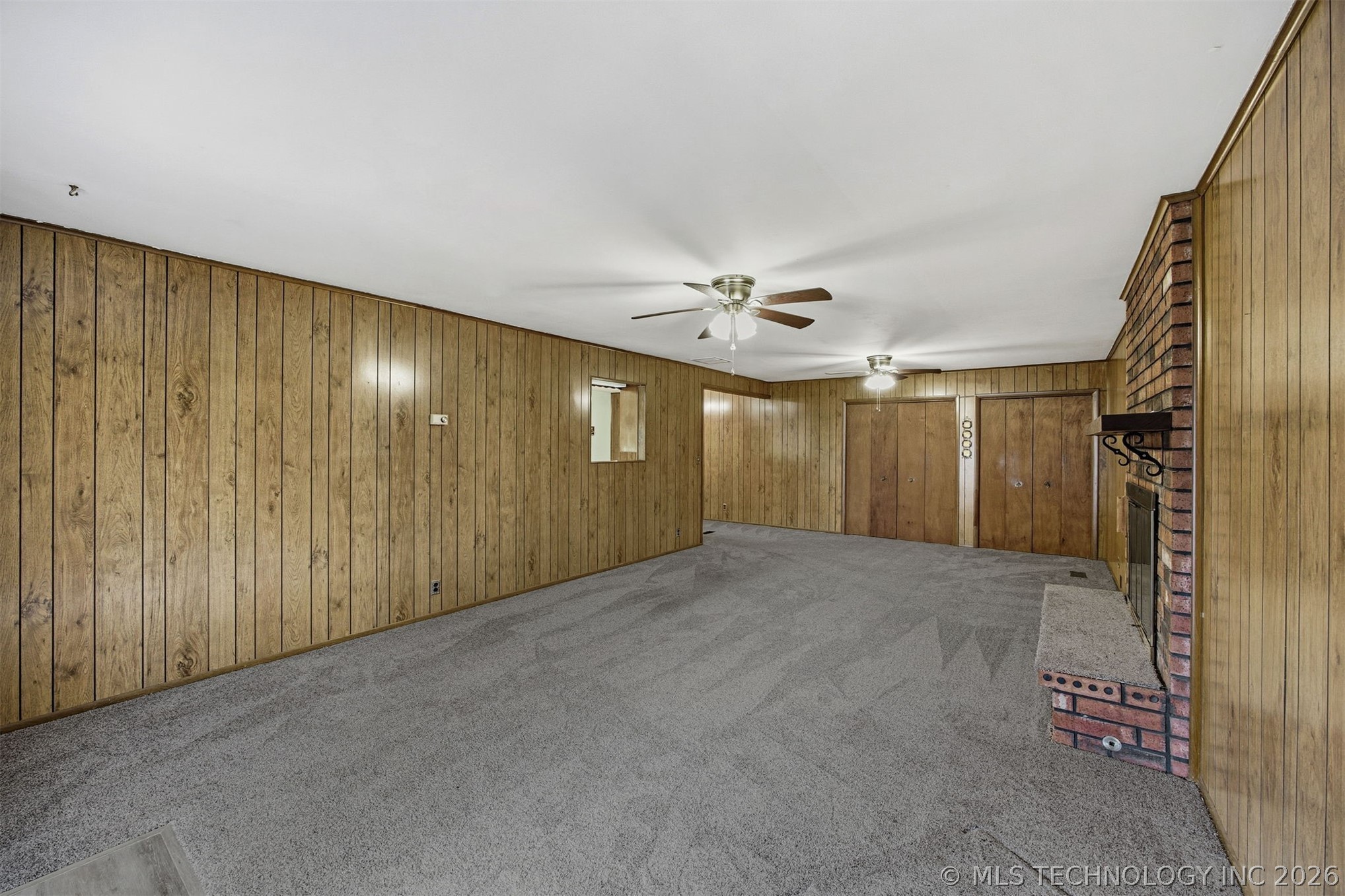 912 N Brady Drive