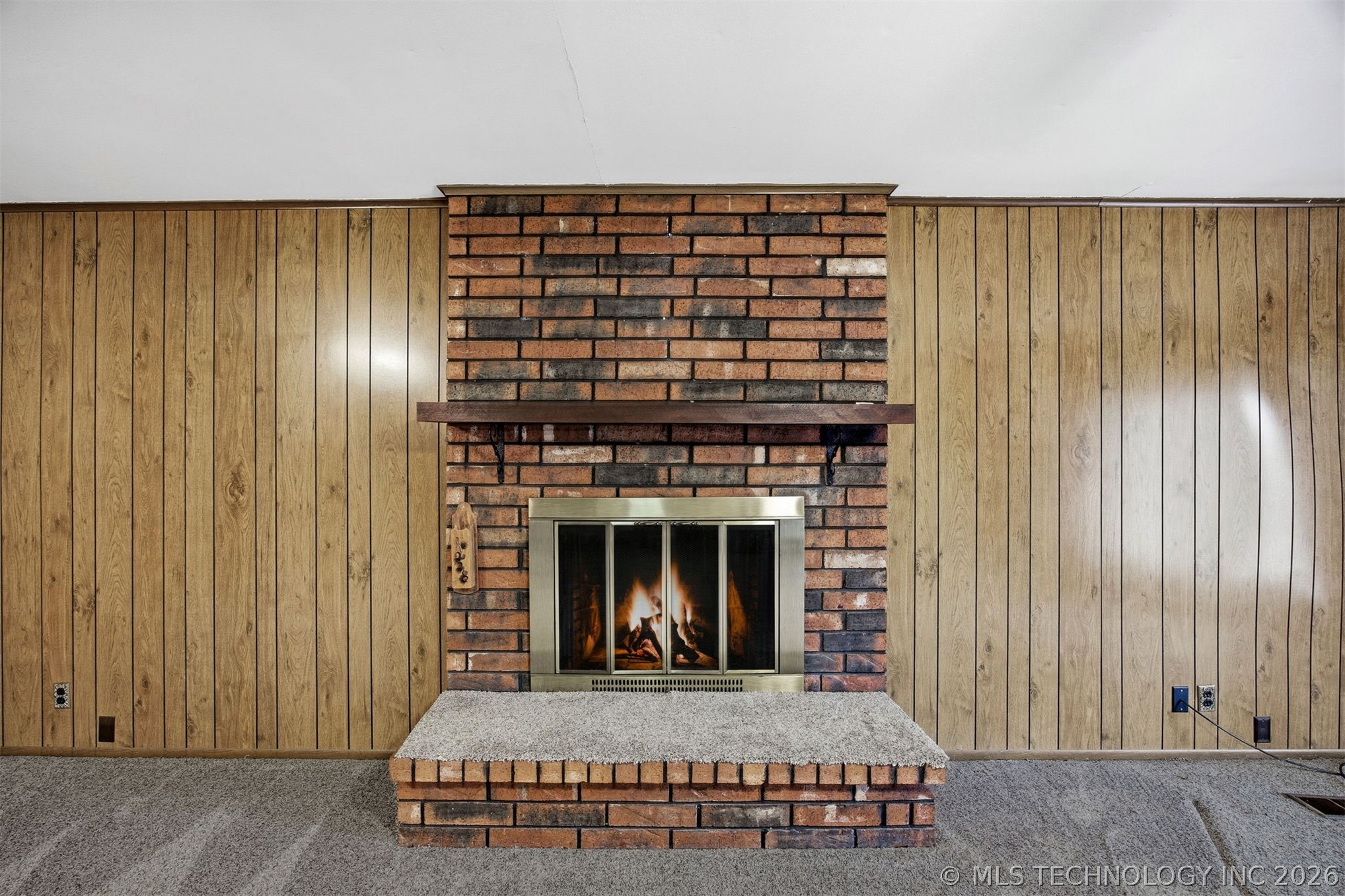 912 N Brady Drive