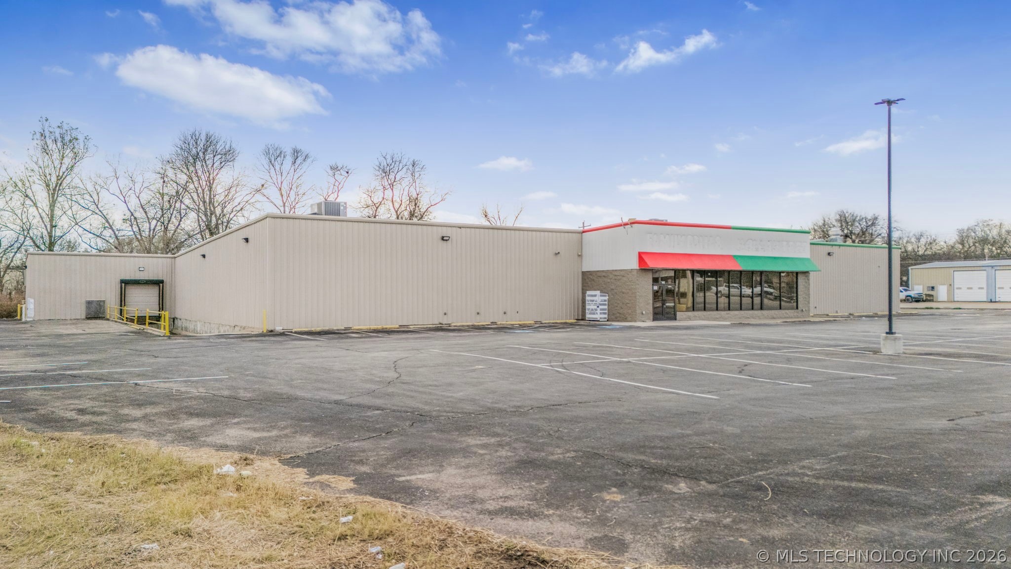 324 N Eastern Avenue