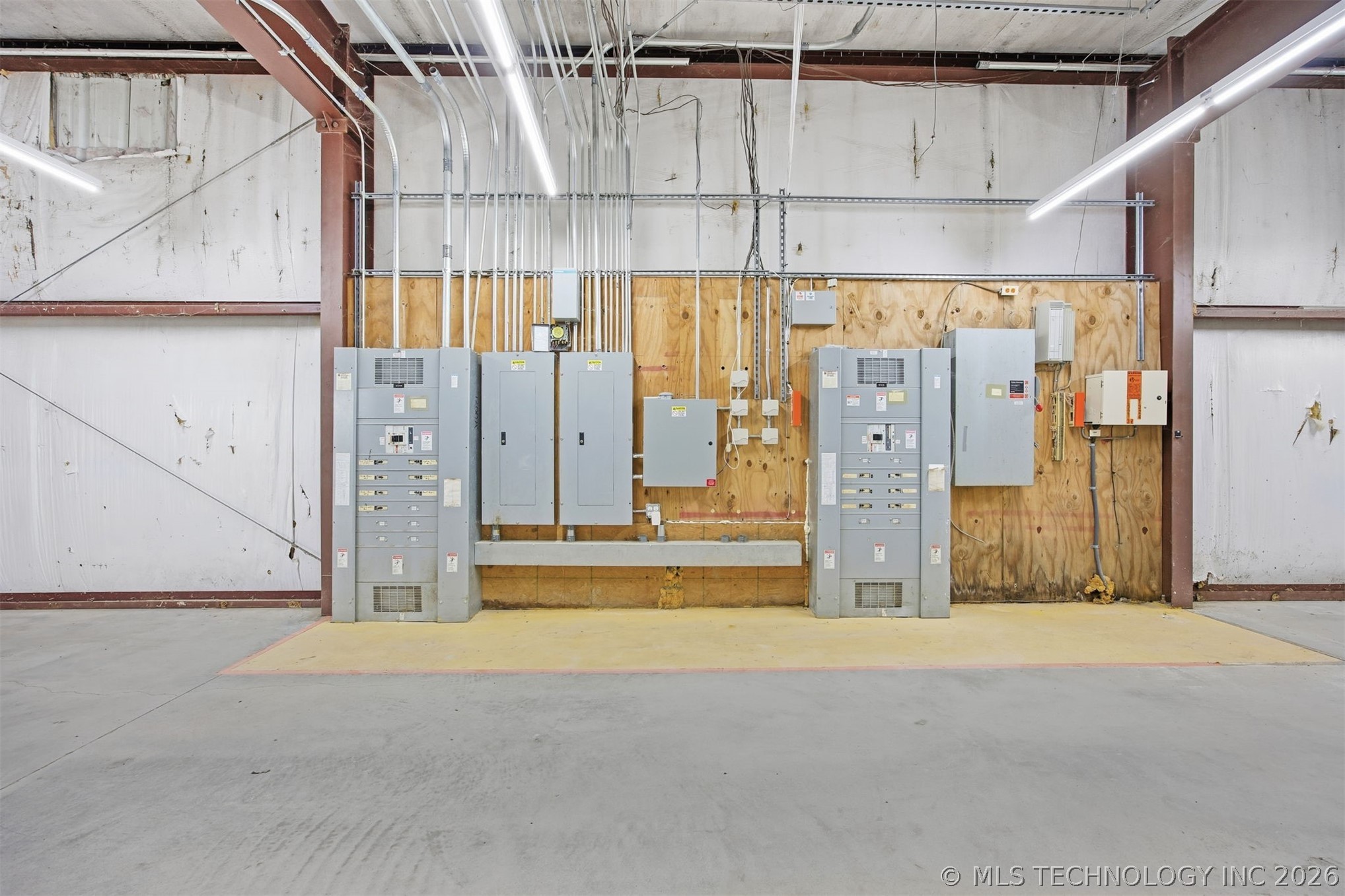 324 N Eastern Avenue