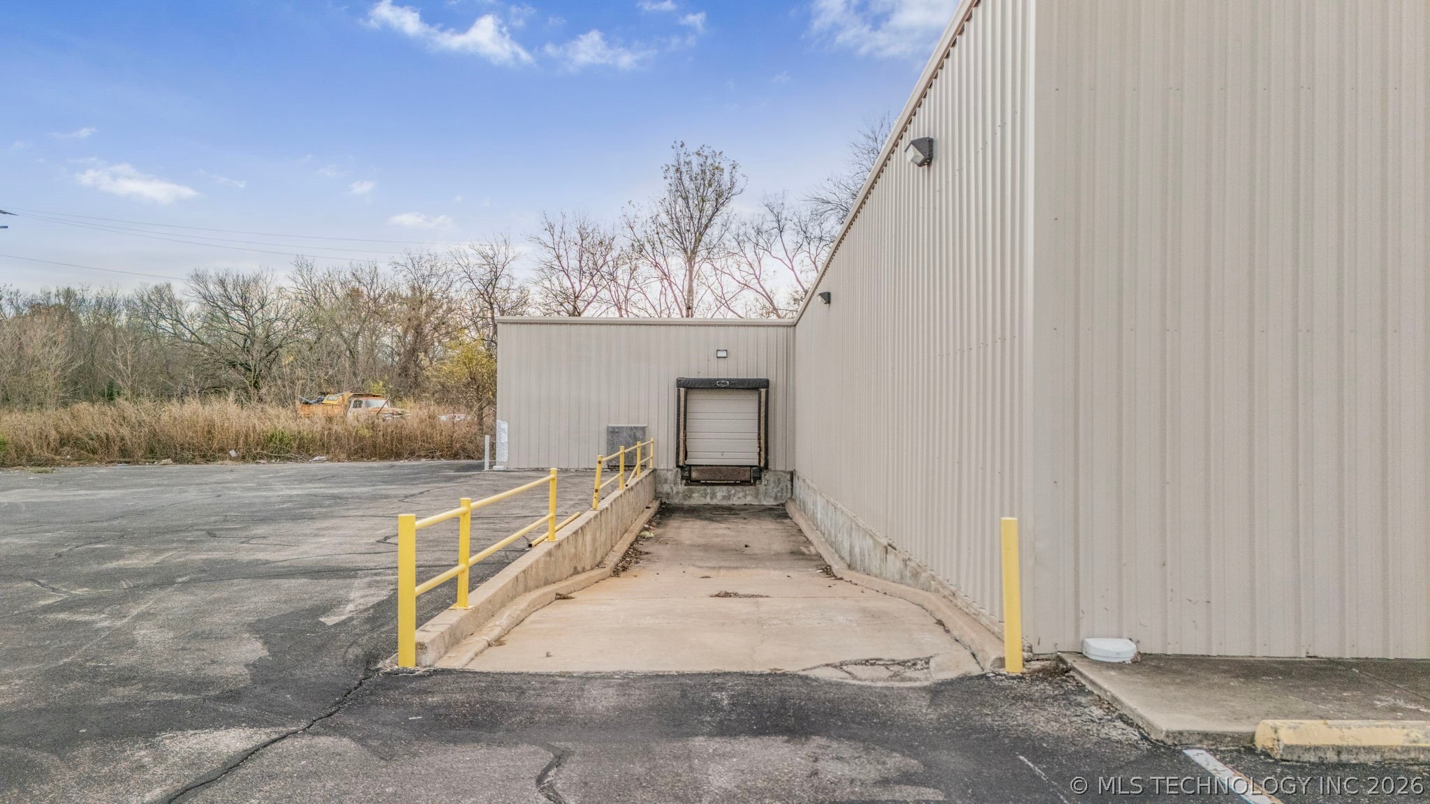 324 N Eastern Avenue