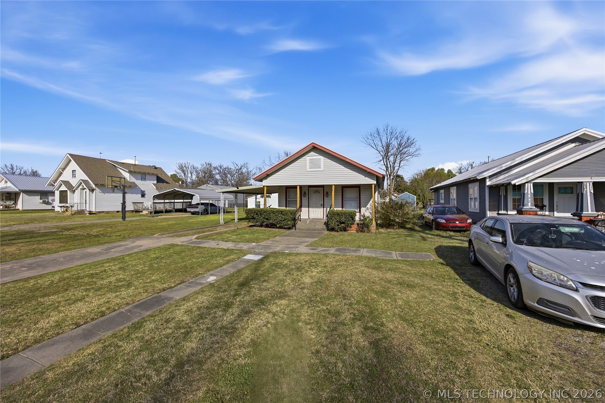 920 S Price Avenue