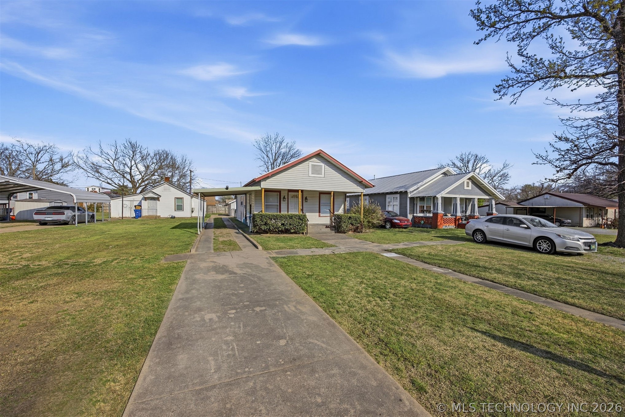 920 S Price Avenue