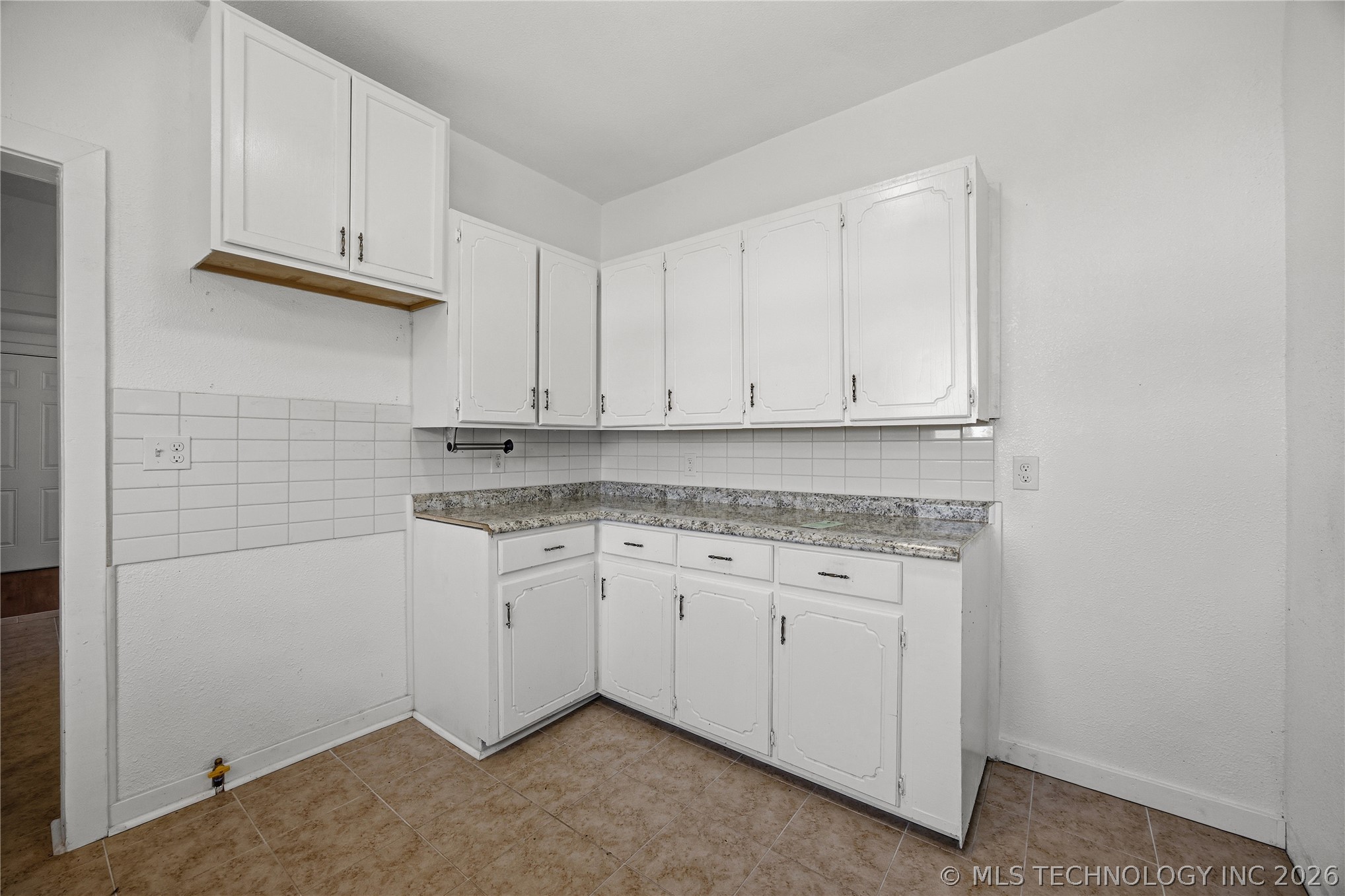 920 S Price Avenue