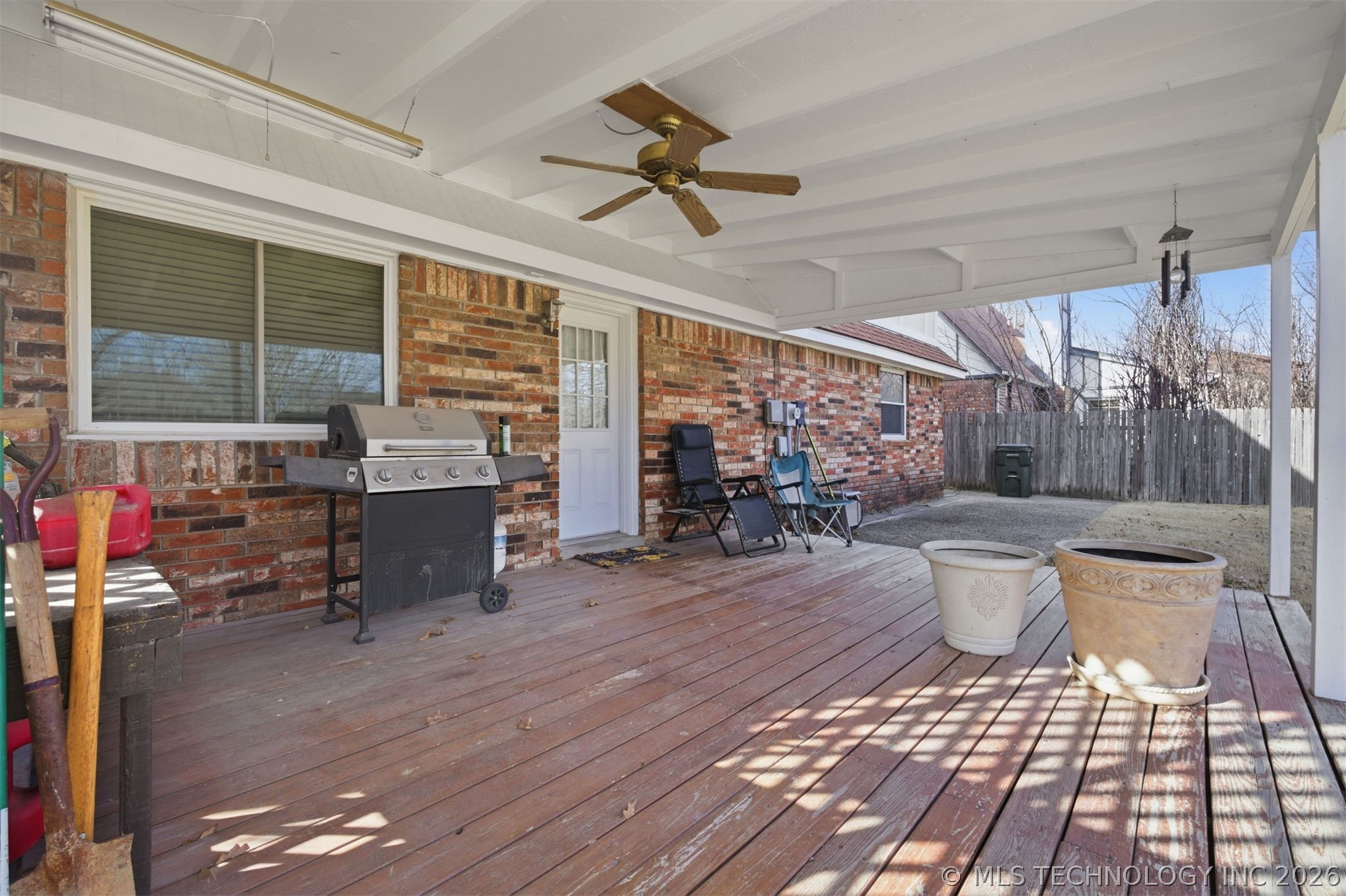 8329 N 118th East Avenue