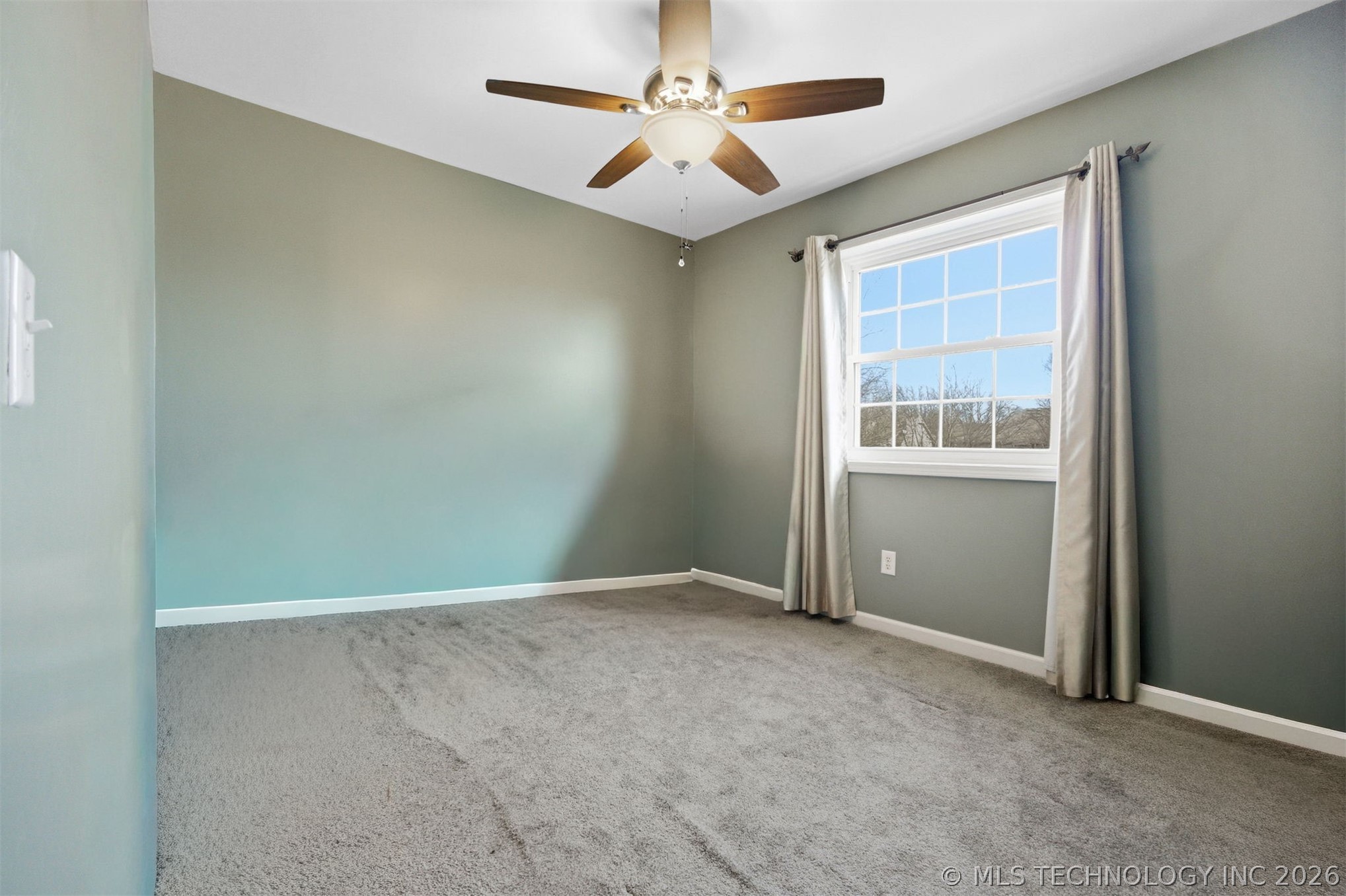 8329 N 118th East Avenue