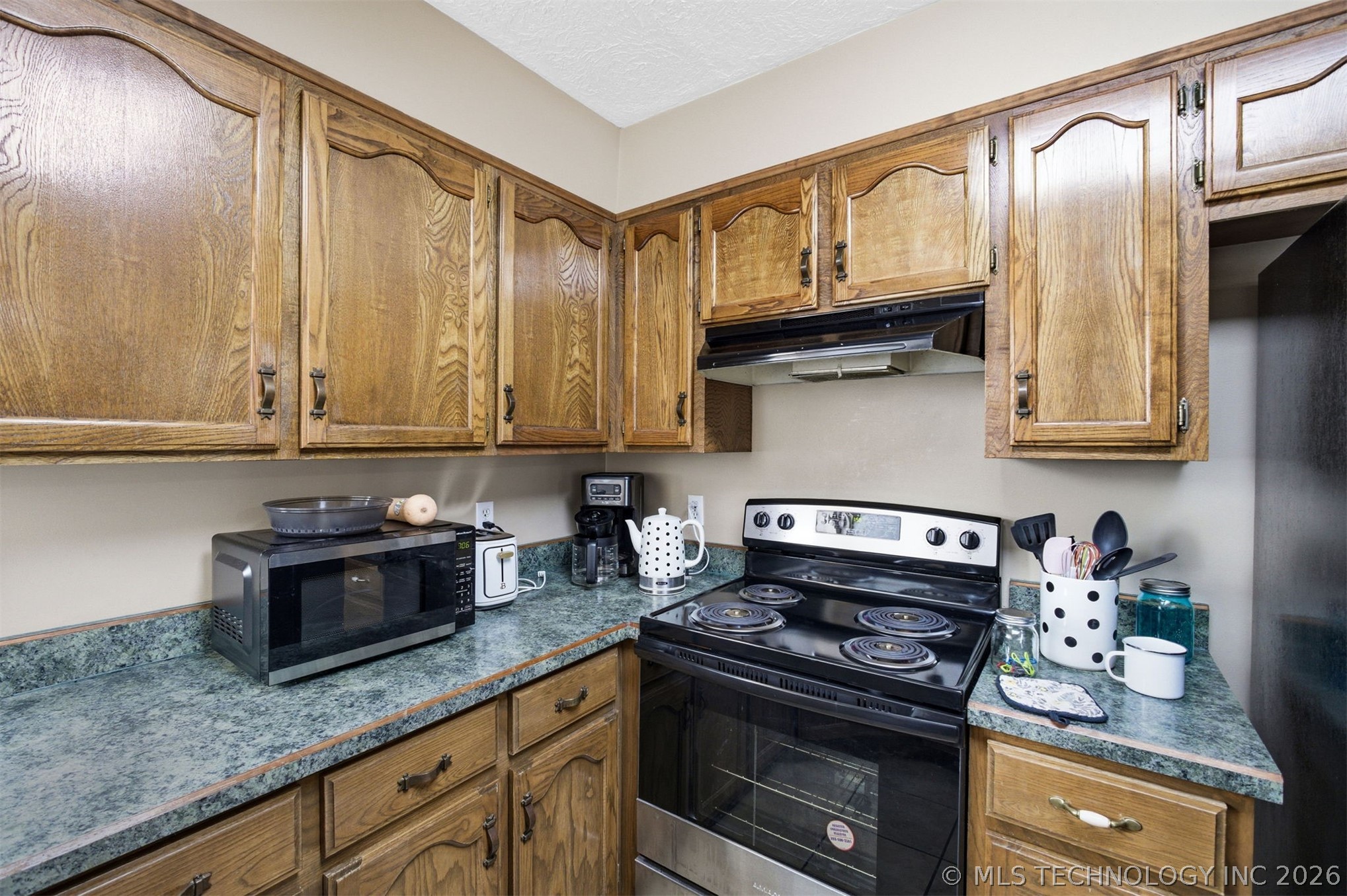 8329 N 118th East Avenue