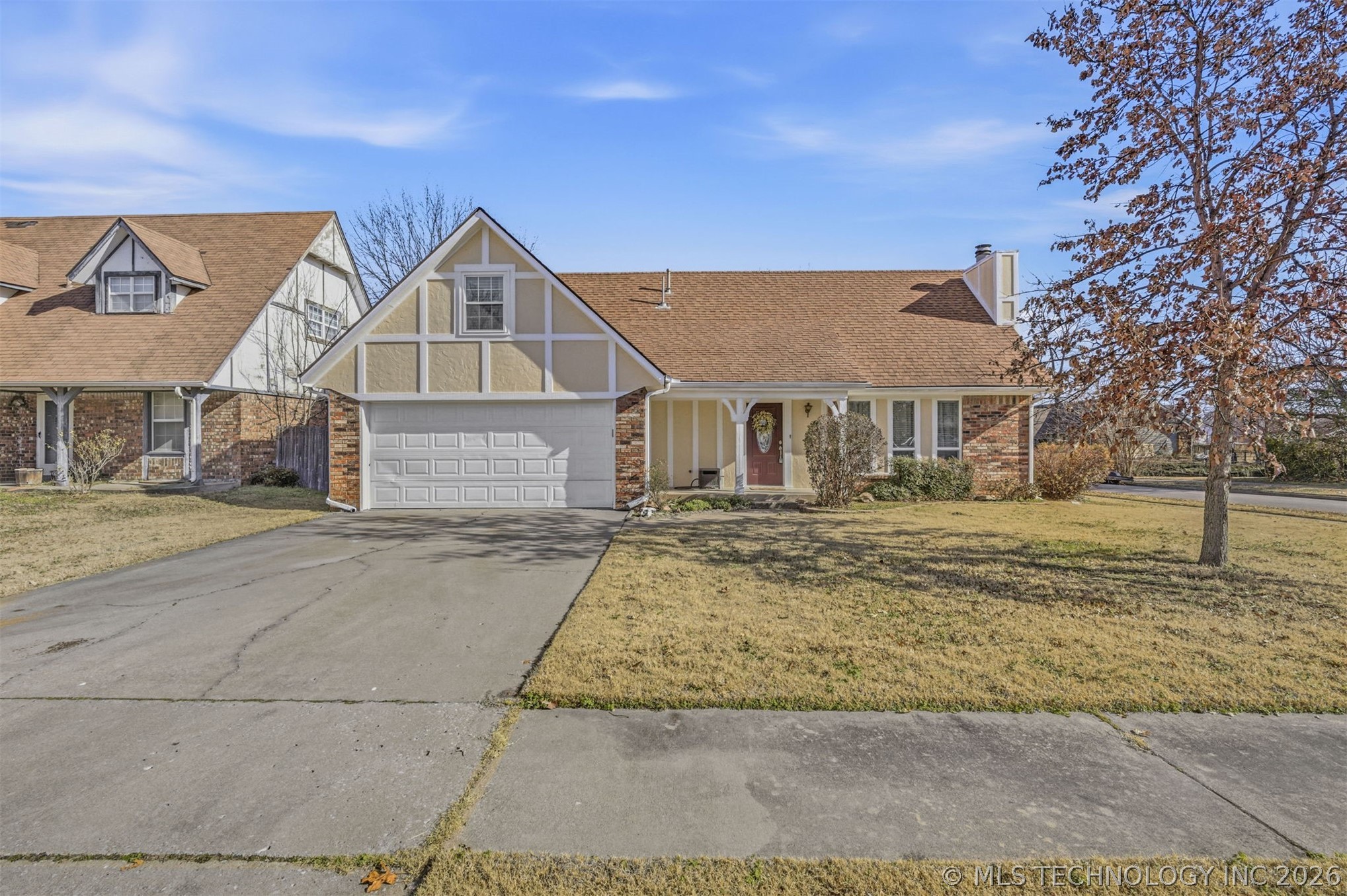 8329 N 118th East Avenue