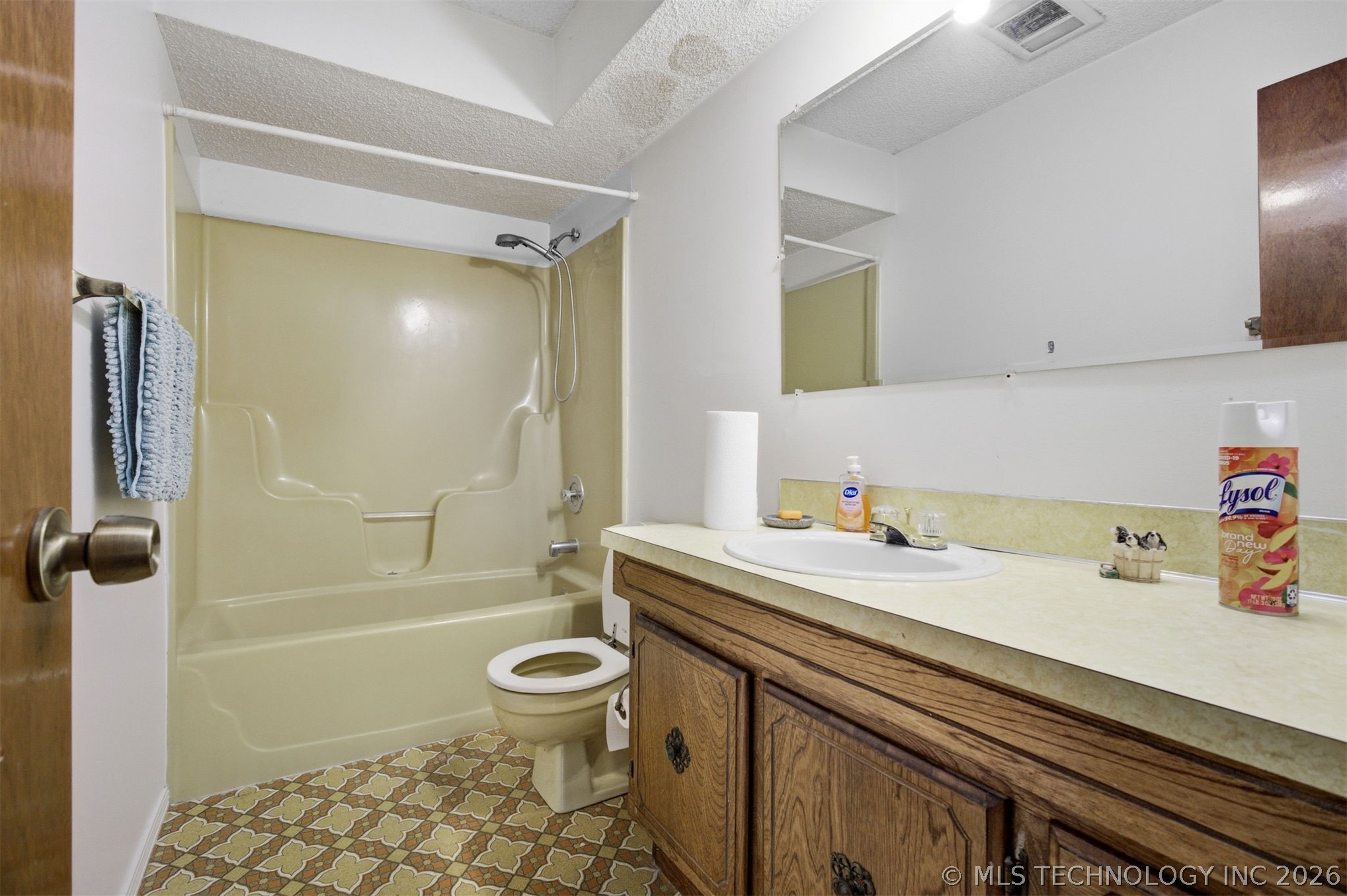 8329 N 118th East Avenue