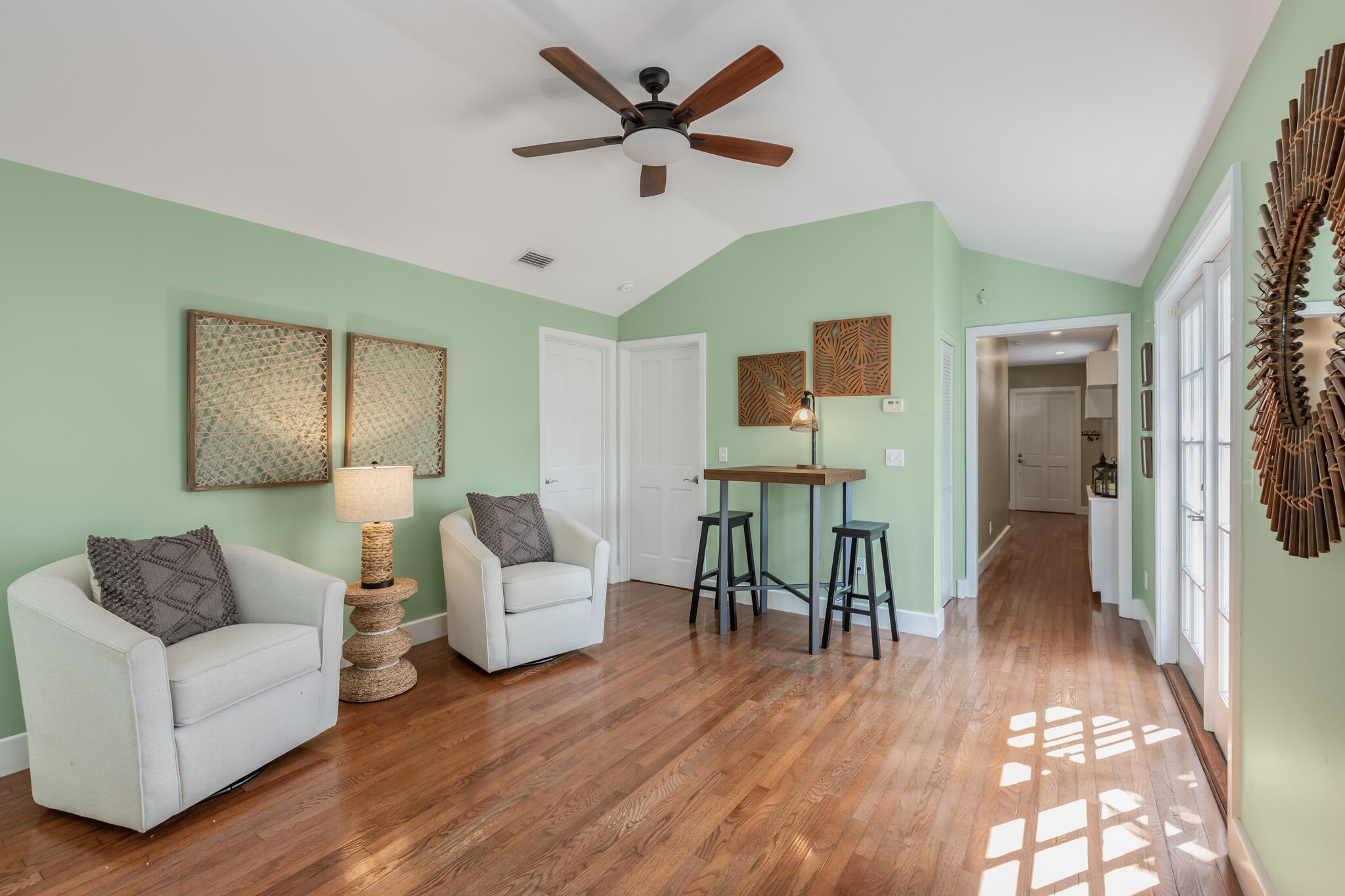 1005 Watson Street Unit: 1