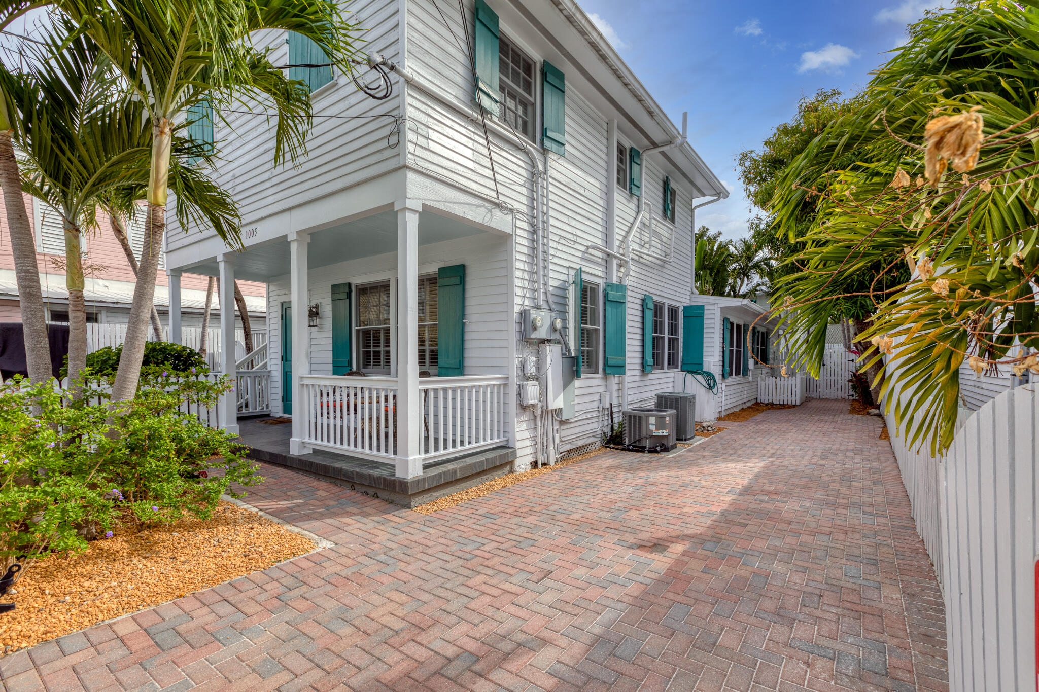 1005 Watson Street Unit: 1