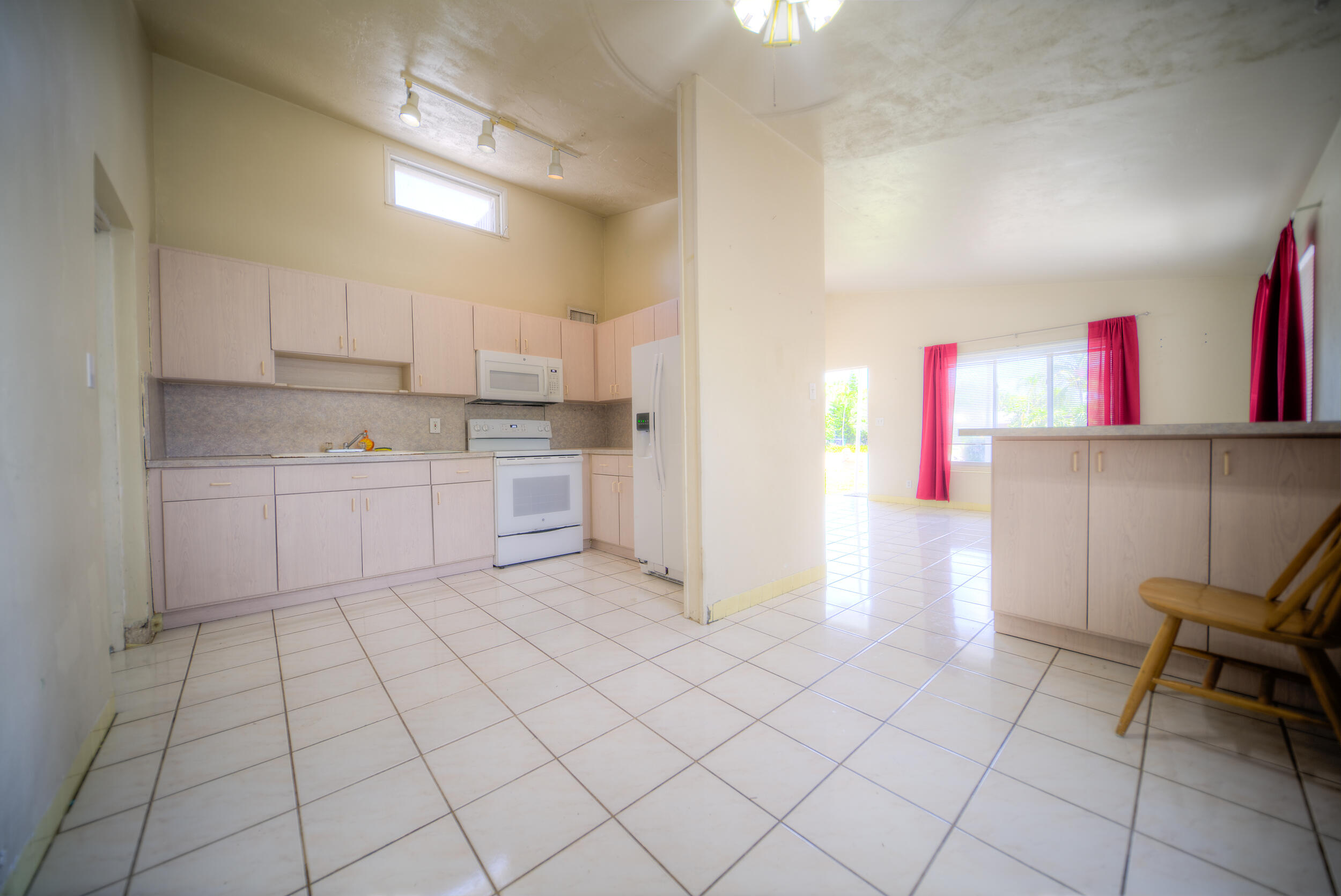 3429 Flagler Ave